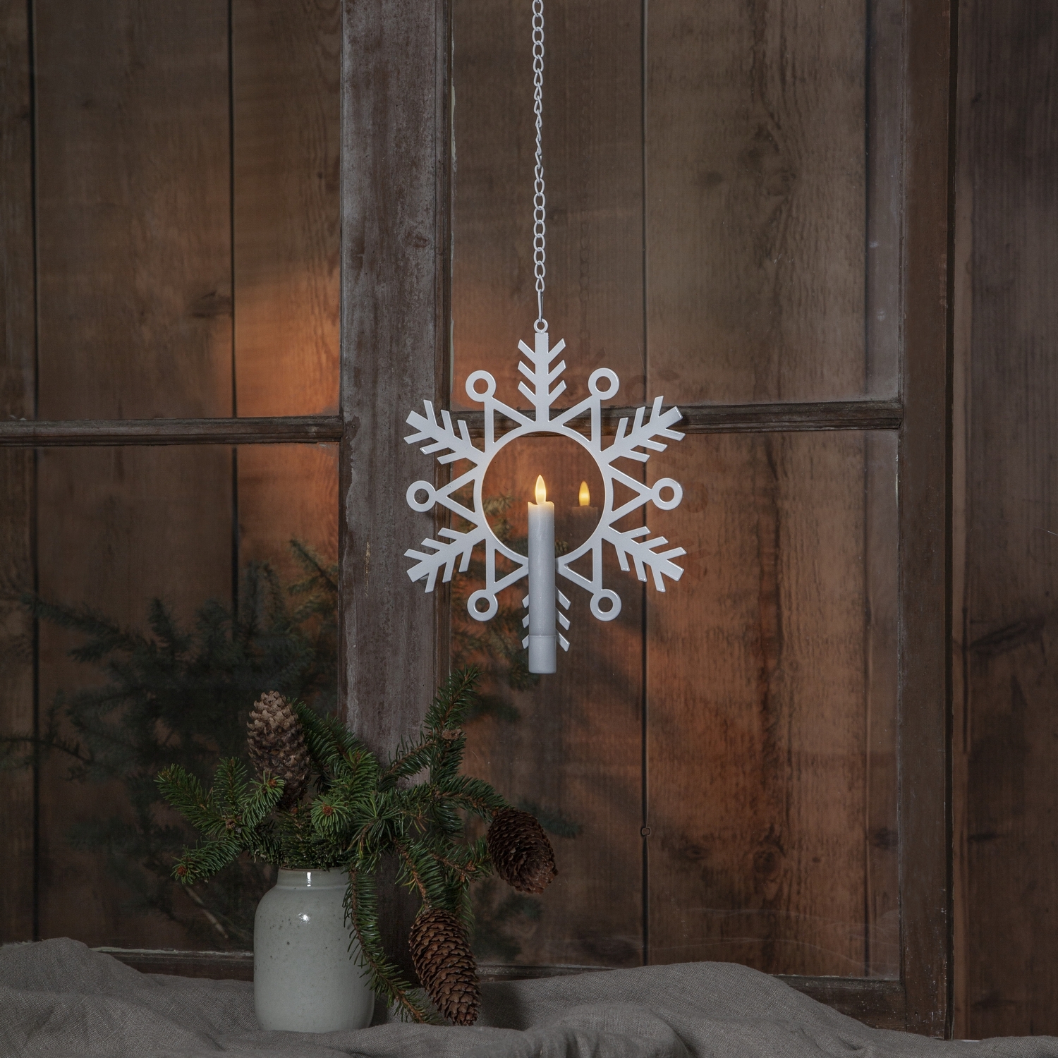 Inomhusdekoration Star Trading Hanging Snowflake med Flamme