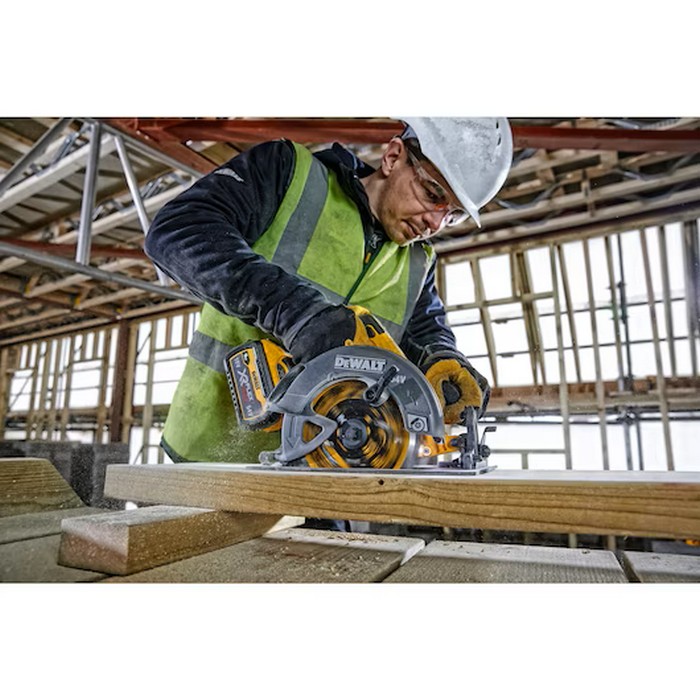 Cirkelsåg DeWalt DCS578NT 54V 190mm XR Tstak Utan Batteri & Laddare