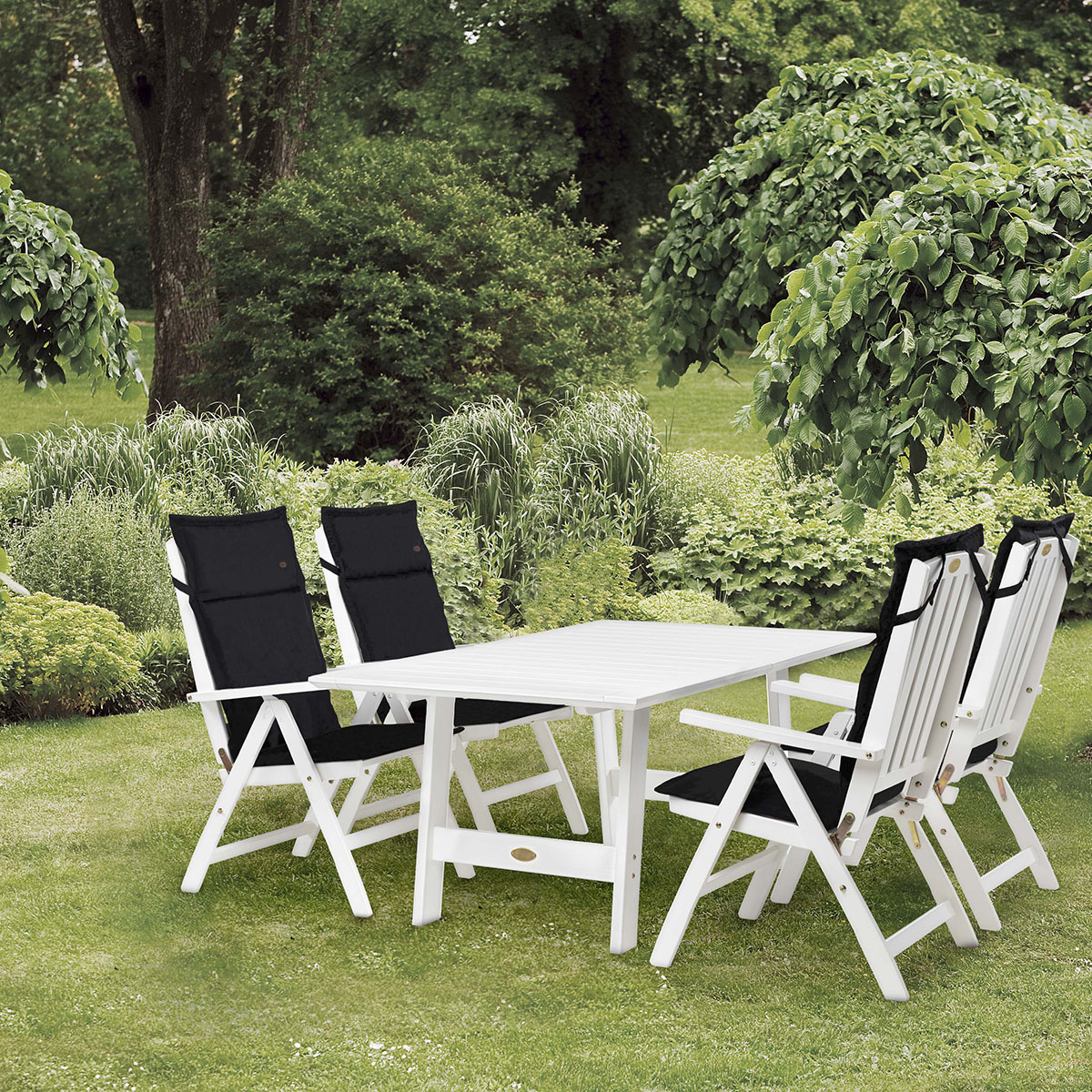 Utebord Hillerstorp Cecilia