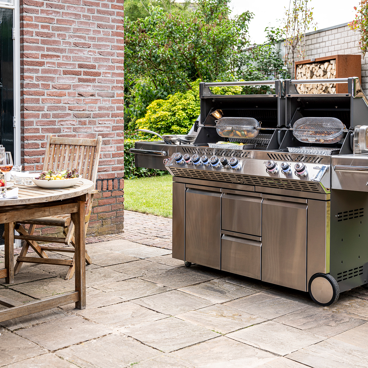 Gasolgrill Napoleon PRO825-3