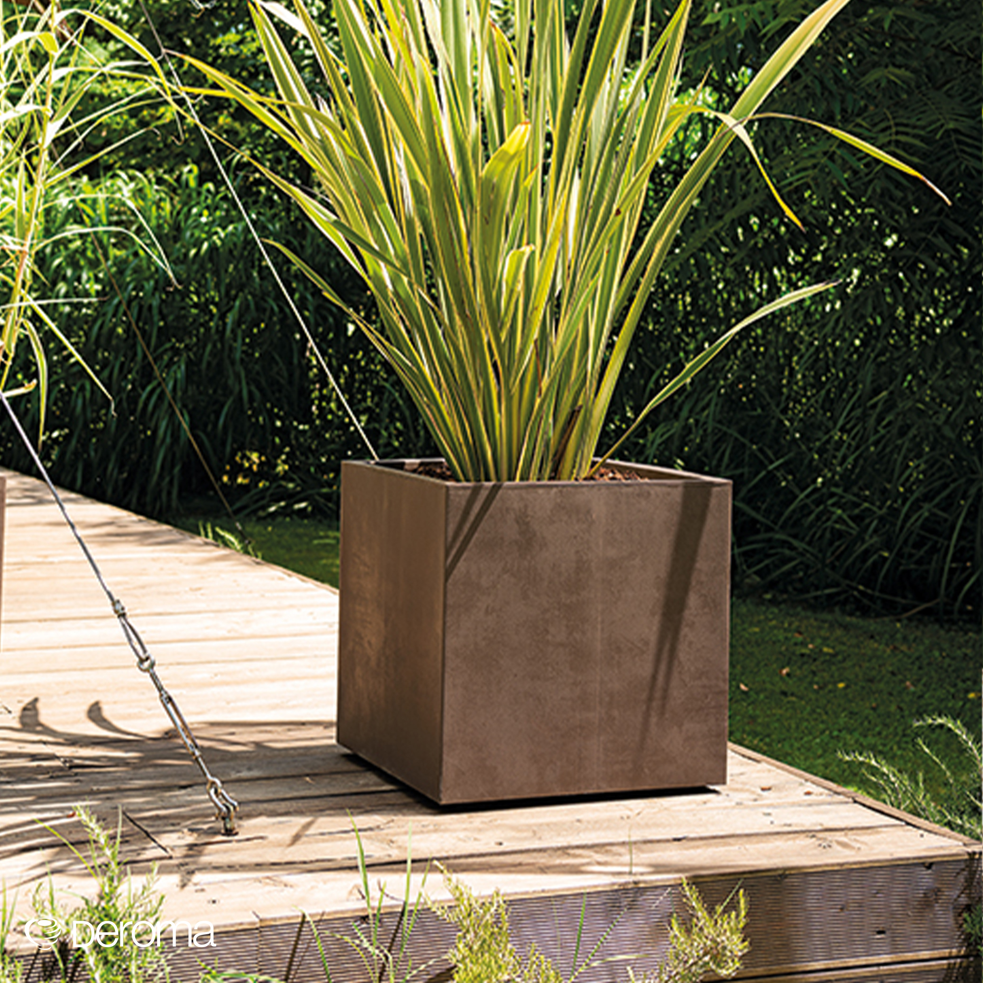 Kruka Deroma Millennium Brownstone Fyrkantig Med Hjul 48 x 49 x 49 cm