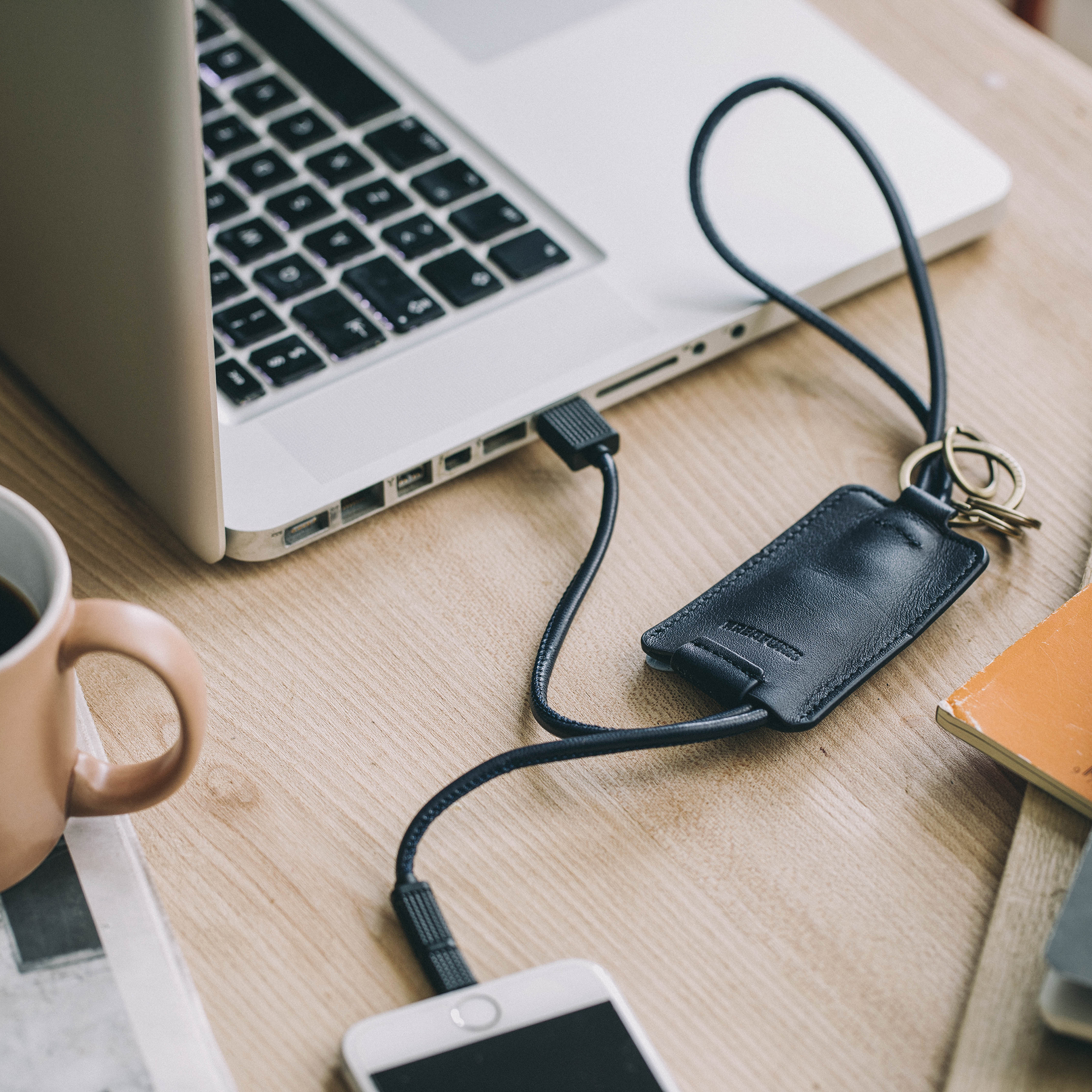 Nyckelring Kreafunk cCHAIN & Laddningskabel