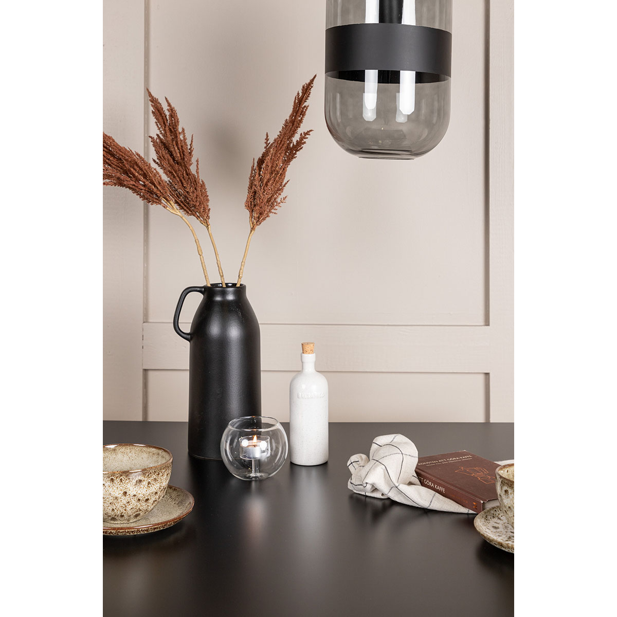 Matgrupp Venture Home Tempe med 2 st Åstol