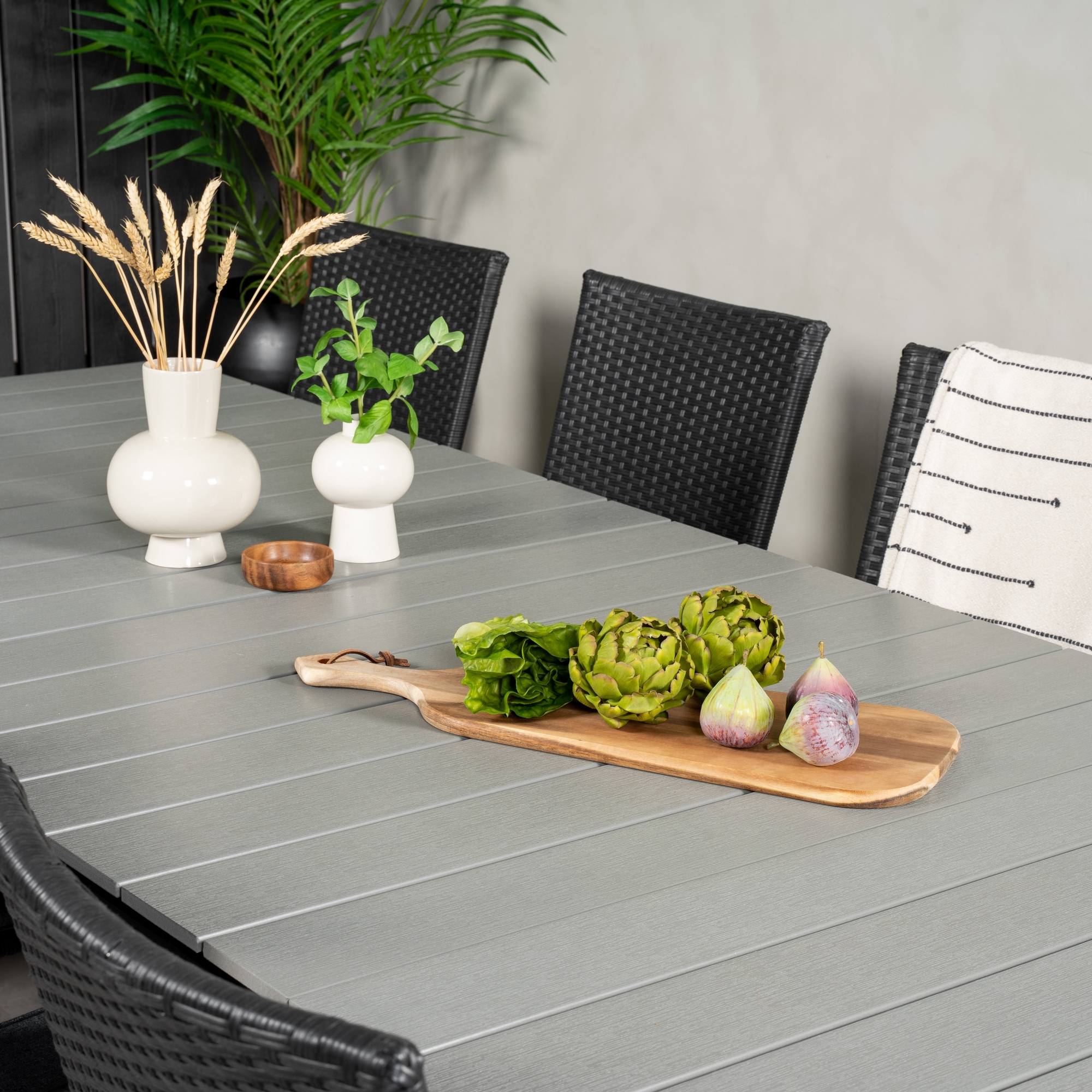 Matgrupp Venture Home Lova 224/324 med 10 Asta Karmstolar
