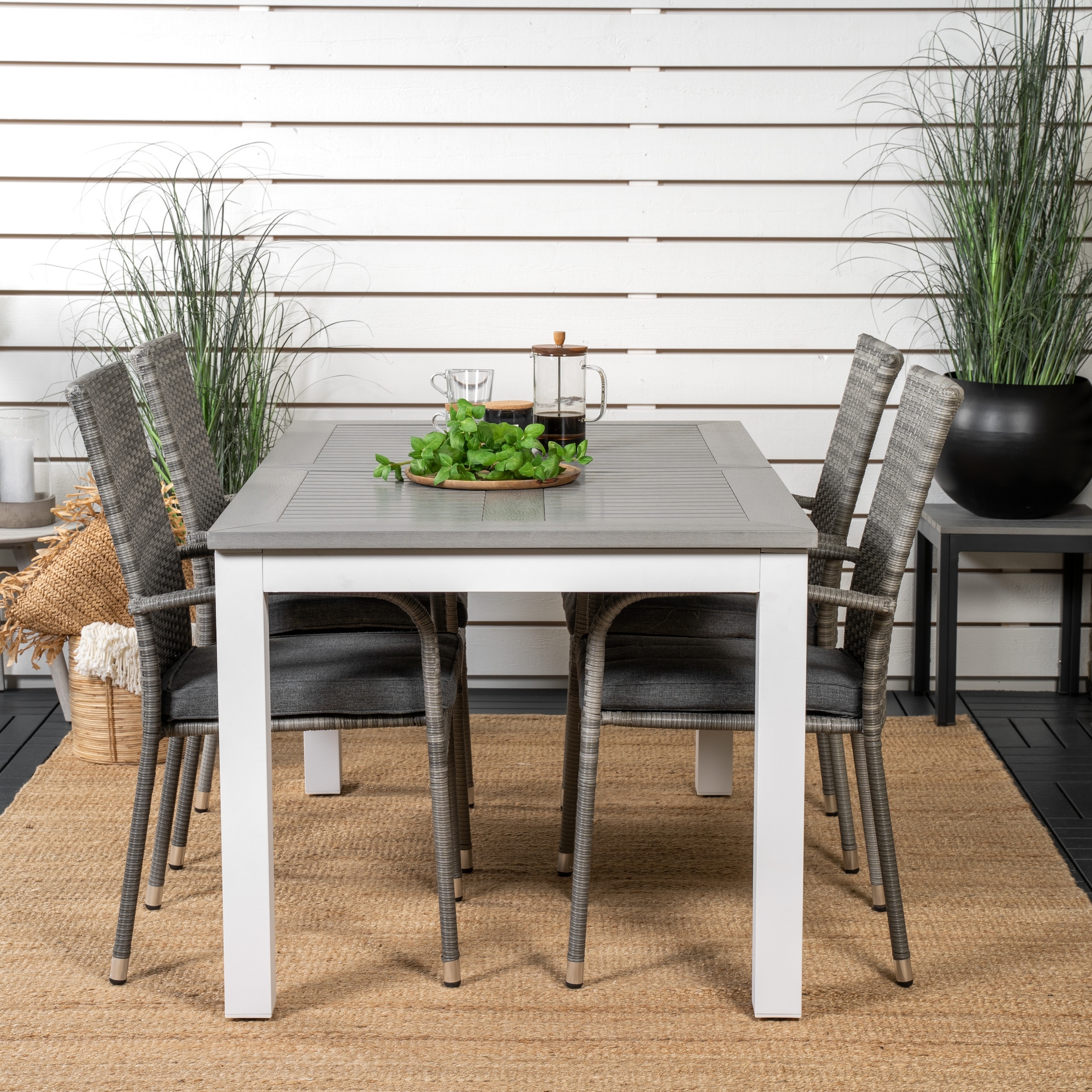 Matgrupp Venture Home Aleyna 152/210 med 4 Asta Stolar