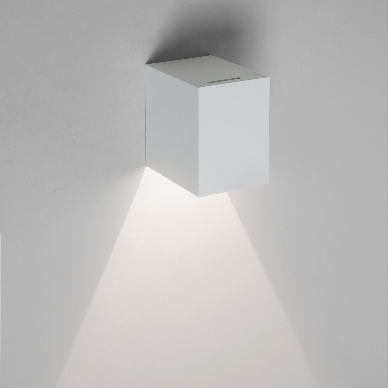 Fasadbelysning Astro Oslo Single 100