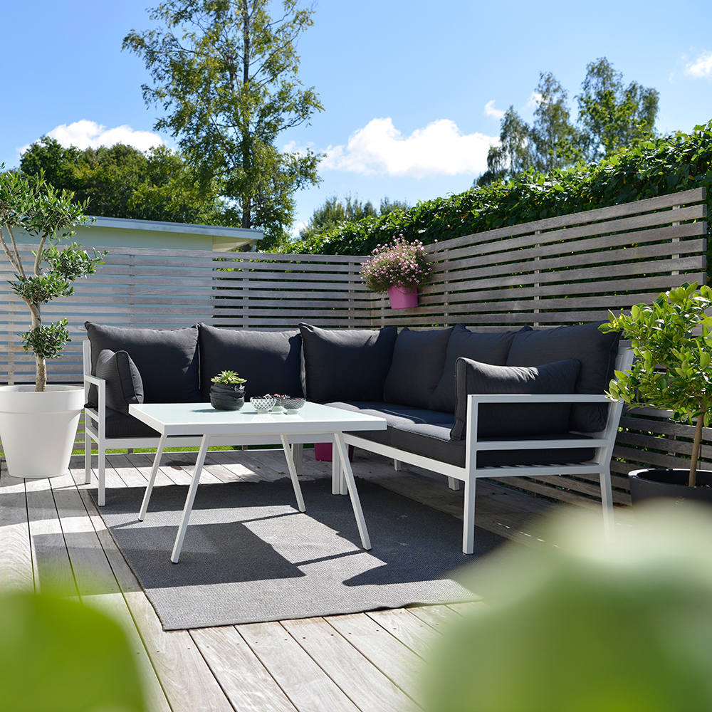 Loungegrupp Hillerstorp Tallnäs med Dynor