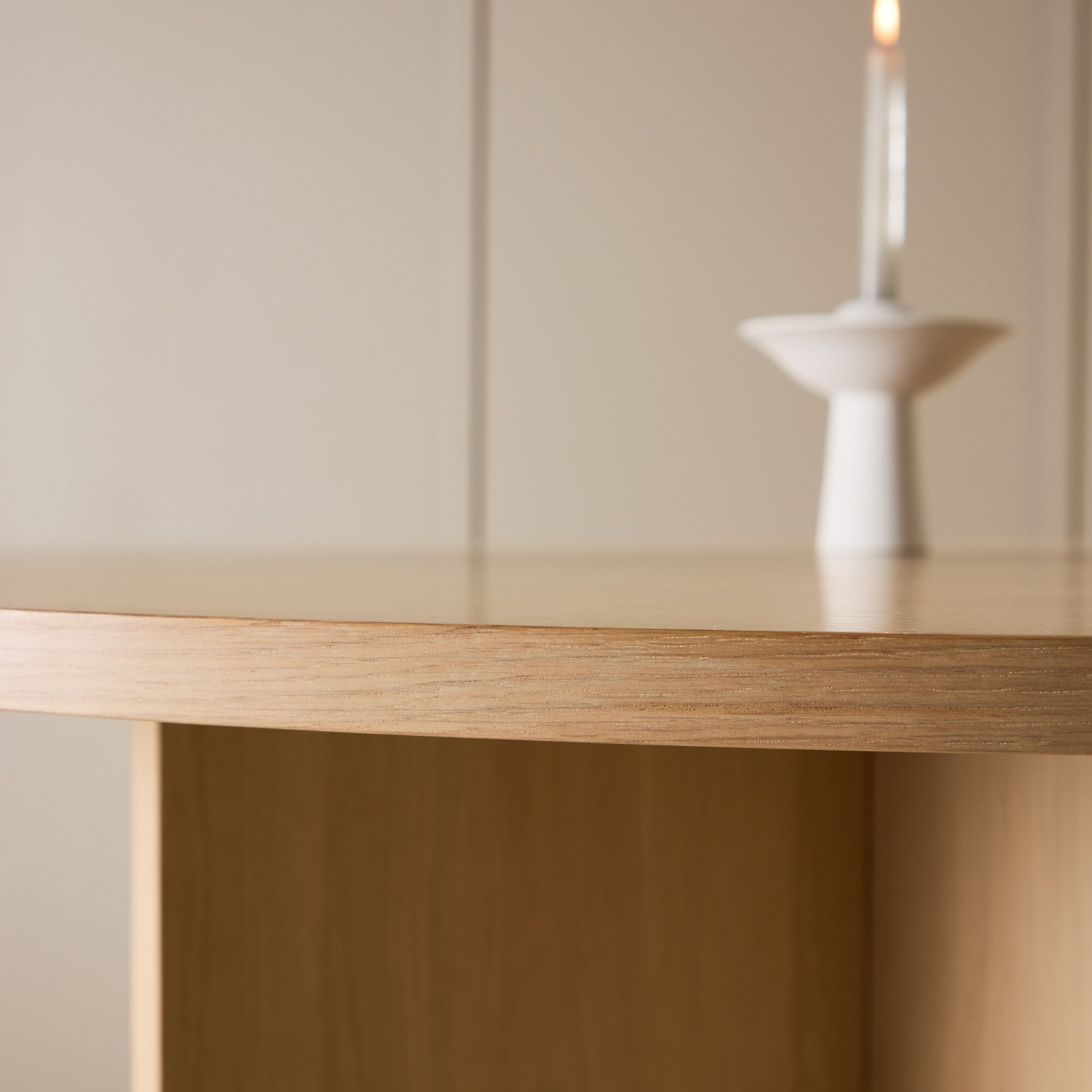 Matbord Venture Home Strada