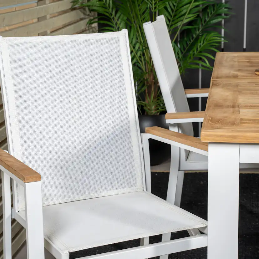 Matgrupp Venture Home Perla 152/210 med 4 Thea Matstolar