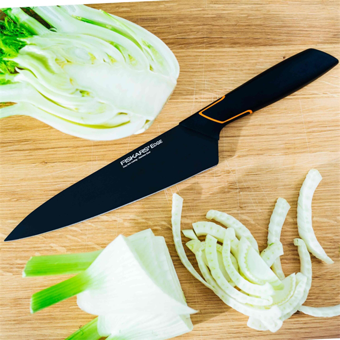 Fiskars Kockkniv Edge – 19 cm Allroundkniv i Helgjutet Rostfritt Stål
