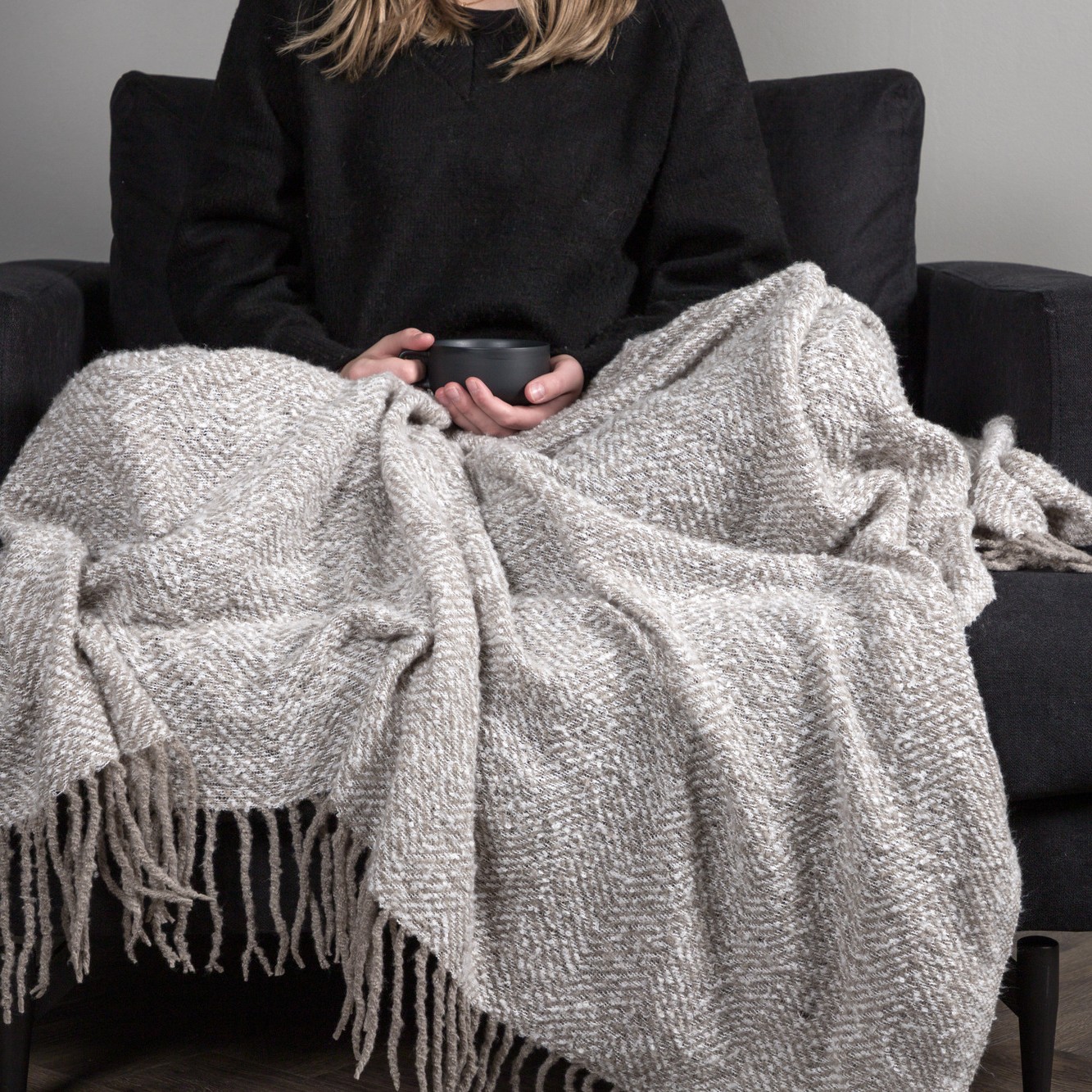 Toby Throw Polyester - Grey / White - 130*170 Grå/Vit