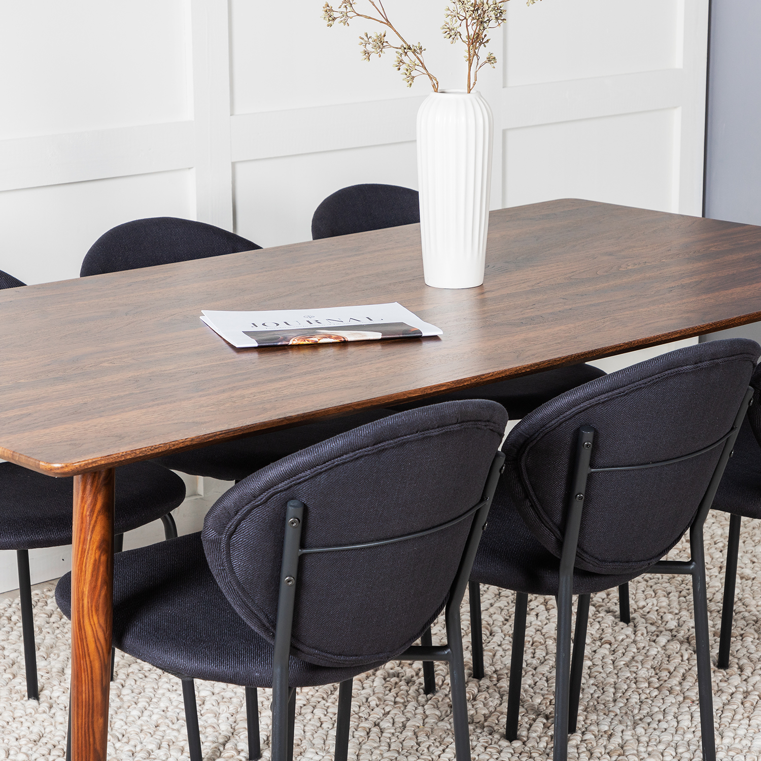 Matgrupp Venture Home Pobbie med 6 Valor Stolar
