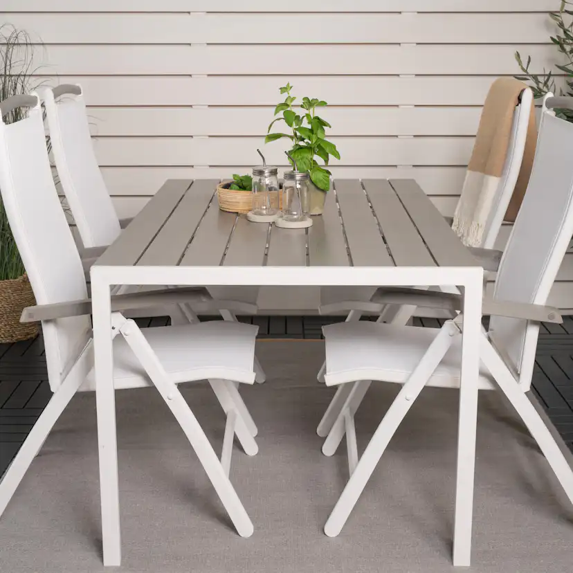Matgrupp Venture Home Bront 150 med 4 Aleyna Stolar