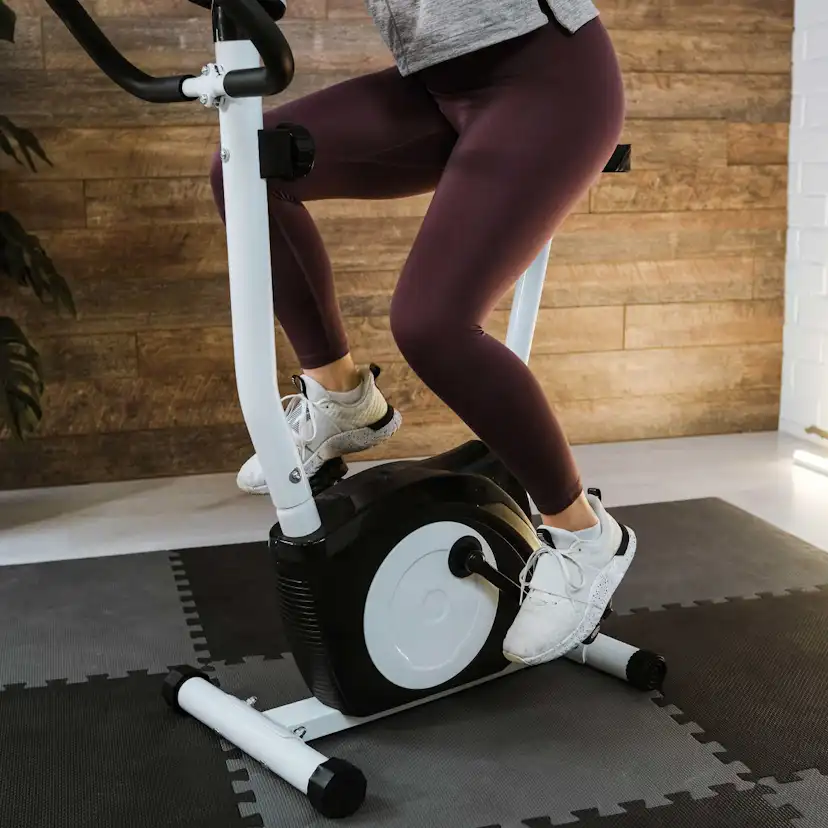Motionscykel React V2 Med Magnetmotstånd