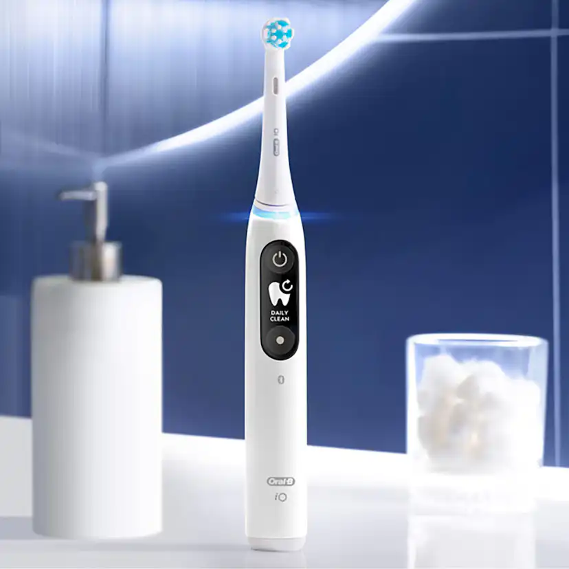 Eltandborste iO6 Series M6 White Vit