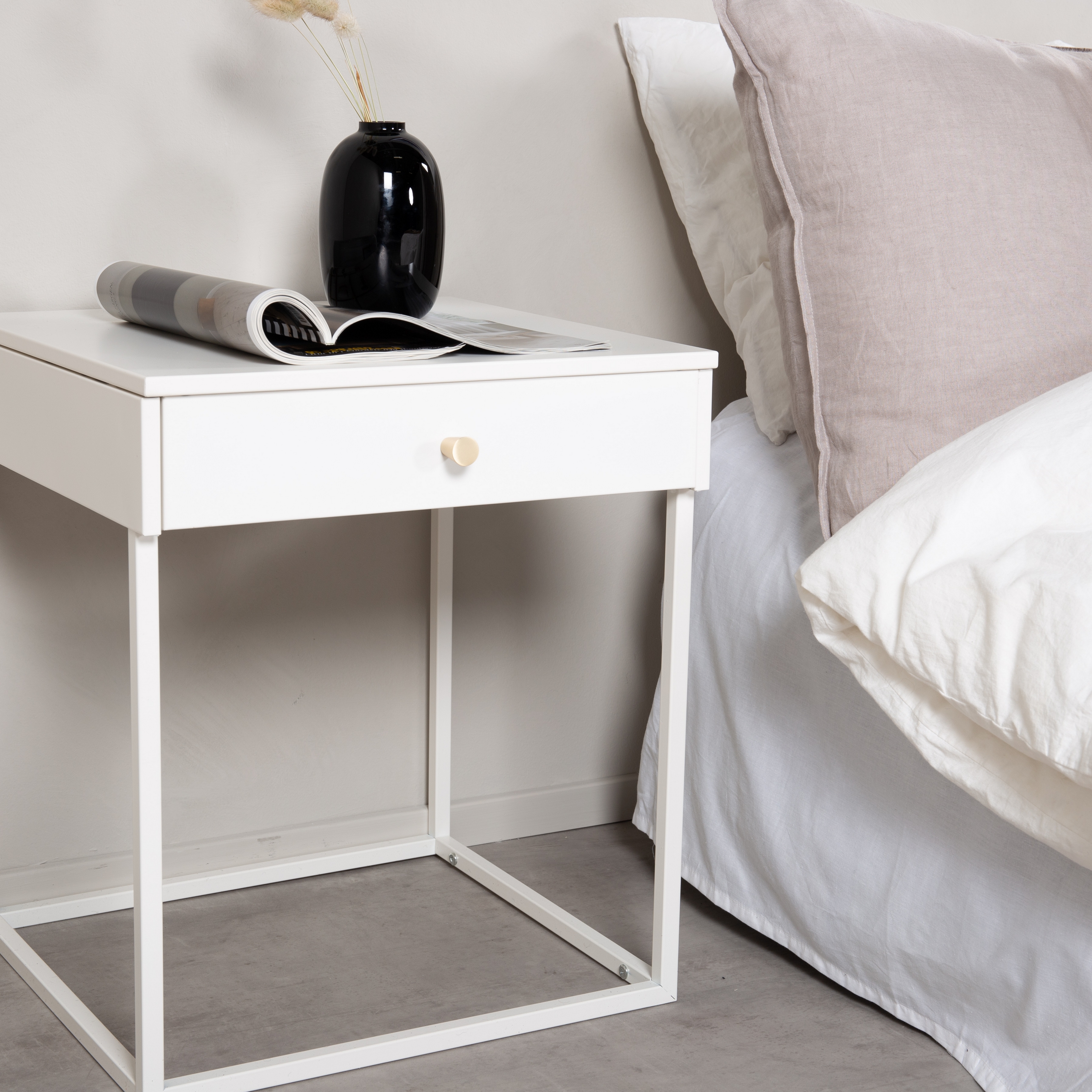 Sängbord Venture Home Bakal