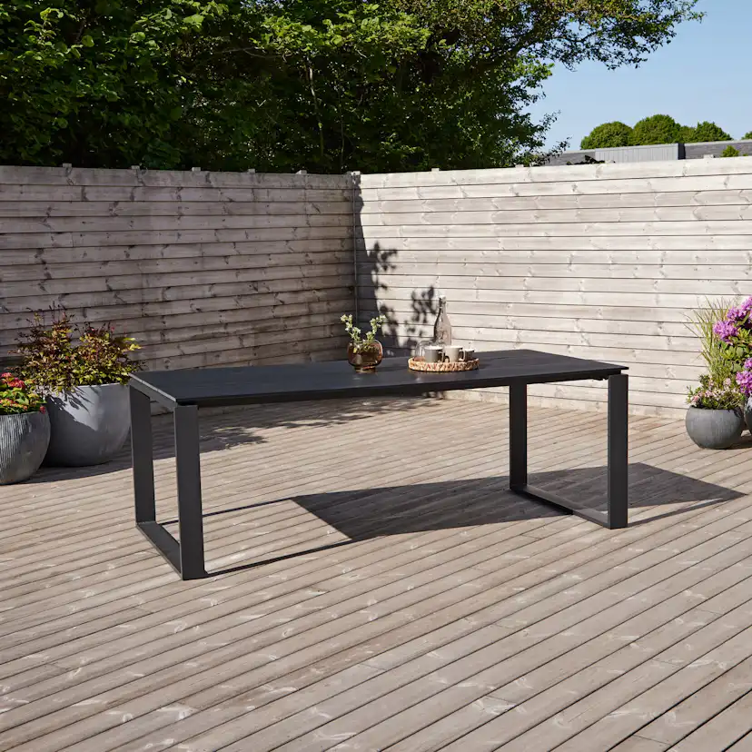 Utebord Outfit Martinus 210