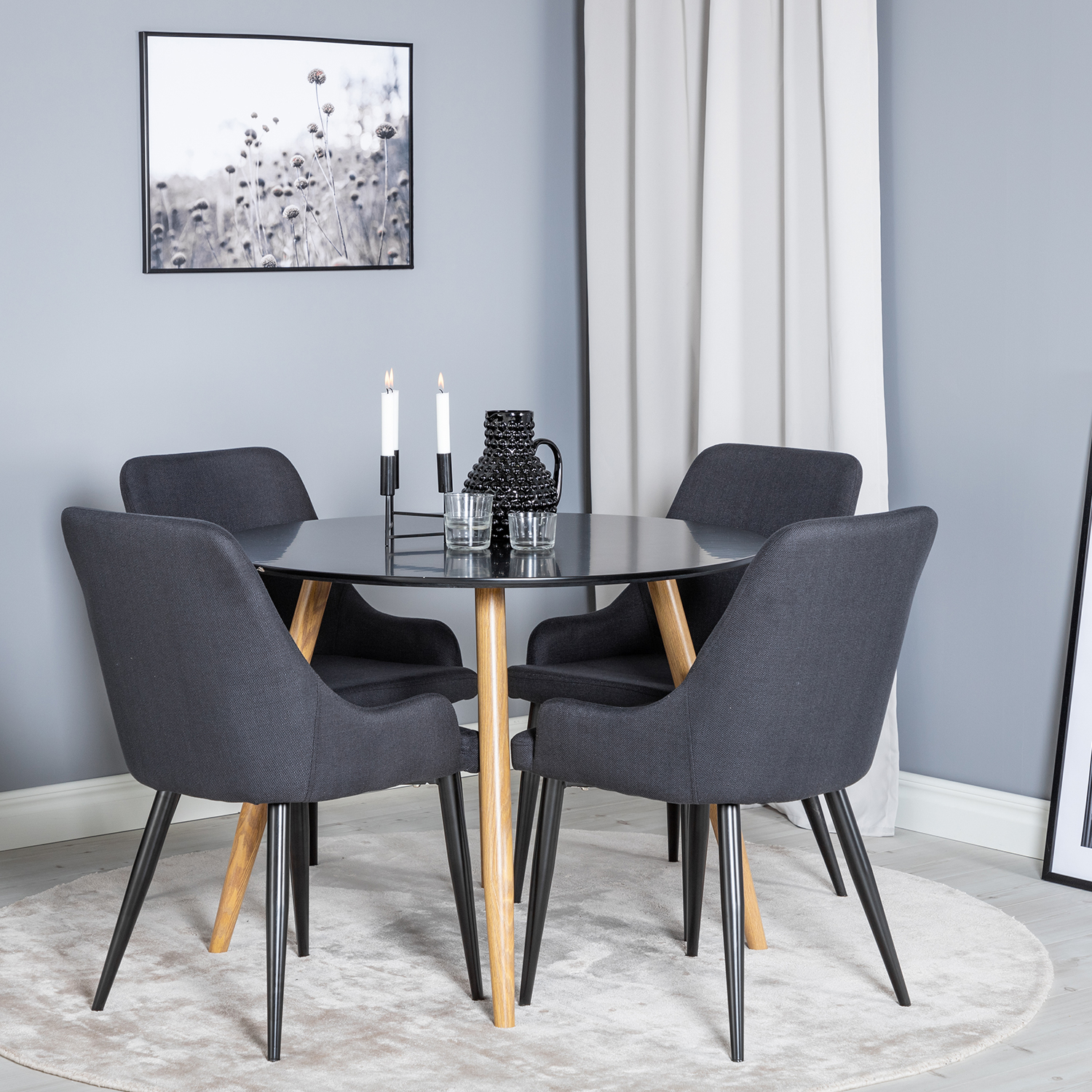 Matgrupp Venture Home Plake med 4 Plake Stolar Runt