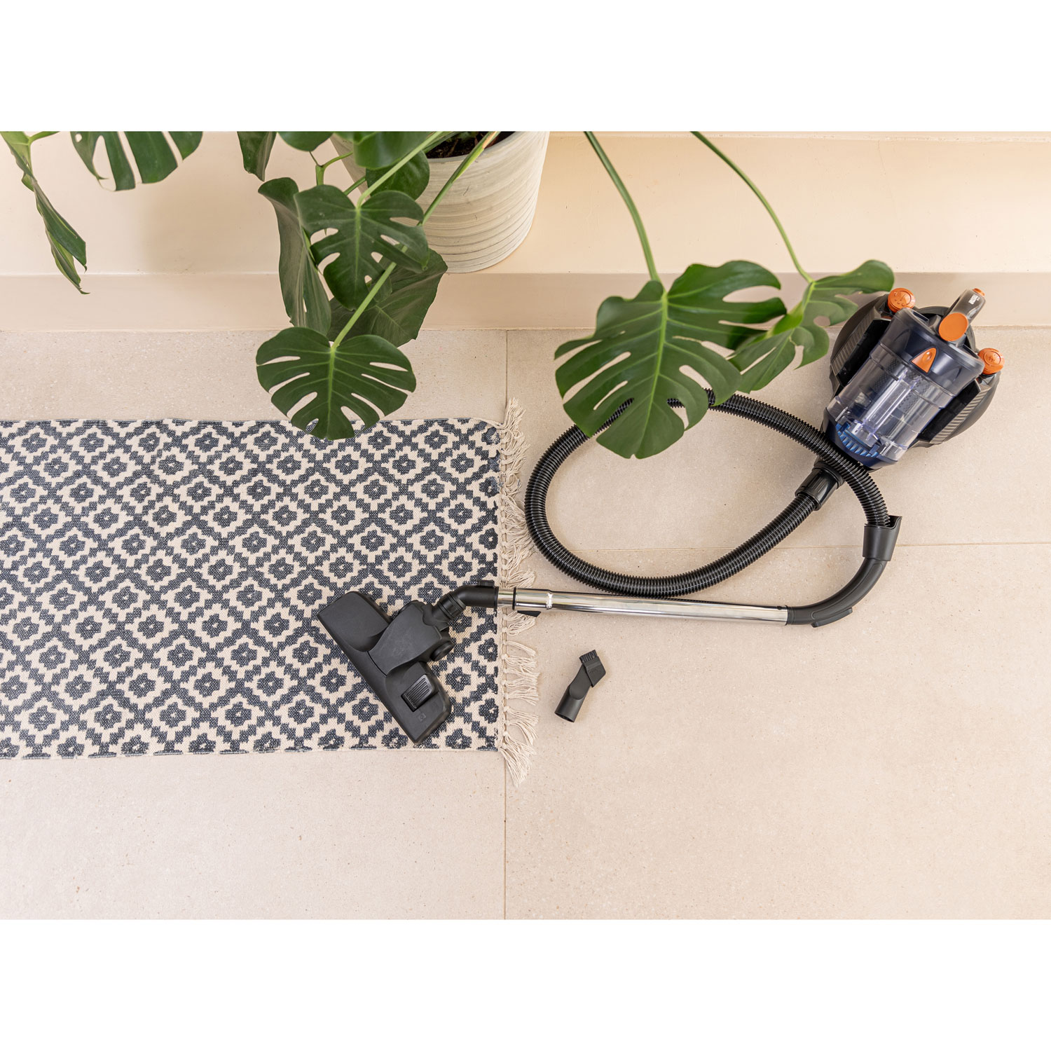 GolvdammsugareTristar Multicyclone Påslös SZ-4135 700W Svart