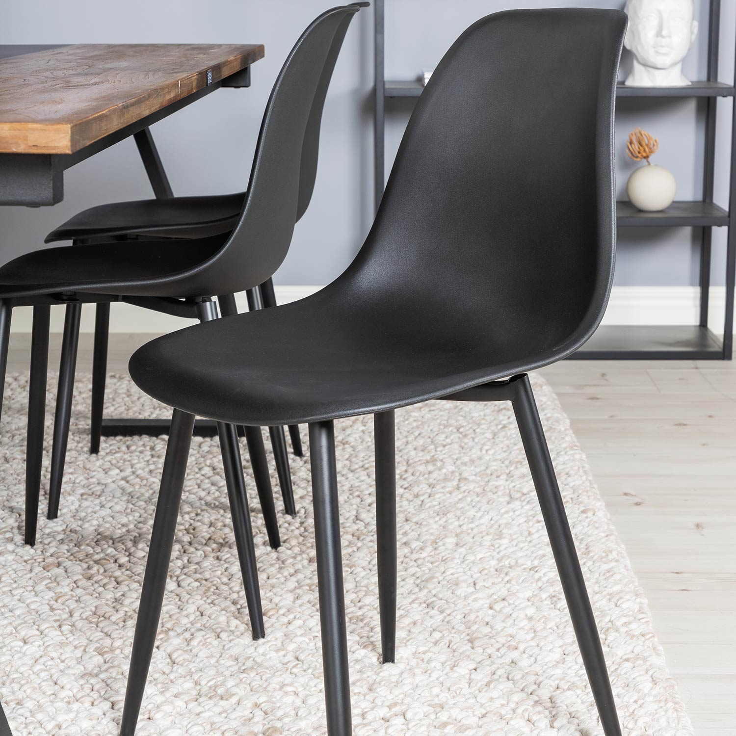 Matgrupp Venture Home Jane med 6 Pop Stolar