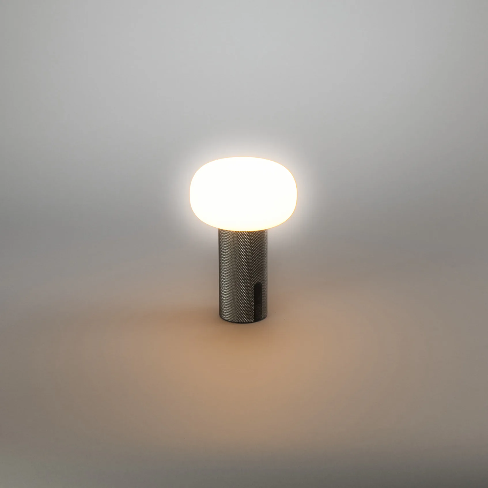 Portabel Lampa Gnosjö Konstsmide Antibes Mini Bordslampa USBxMatt Silver
