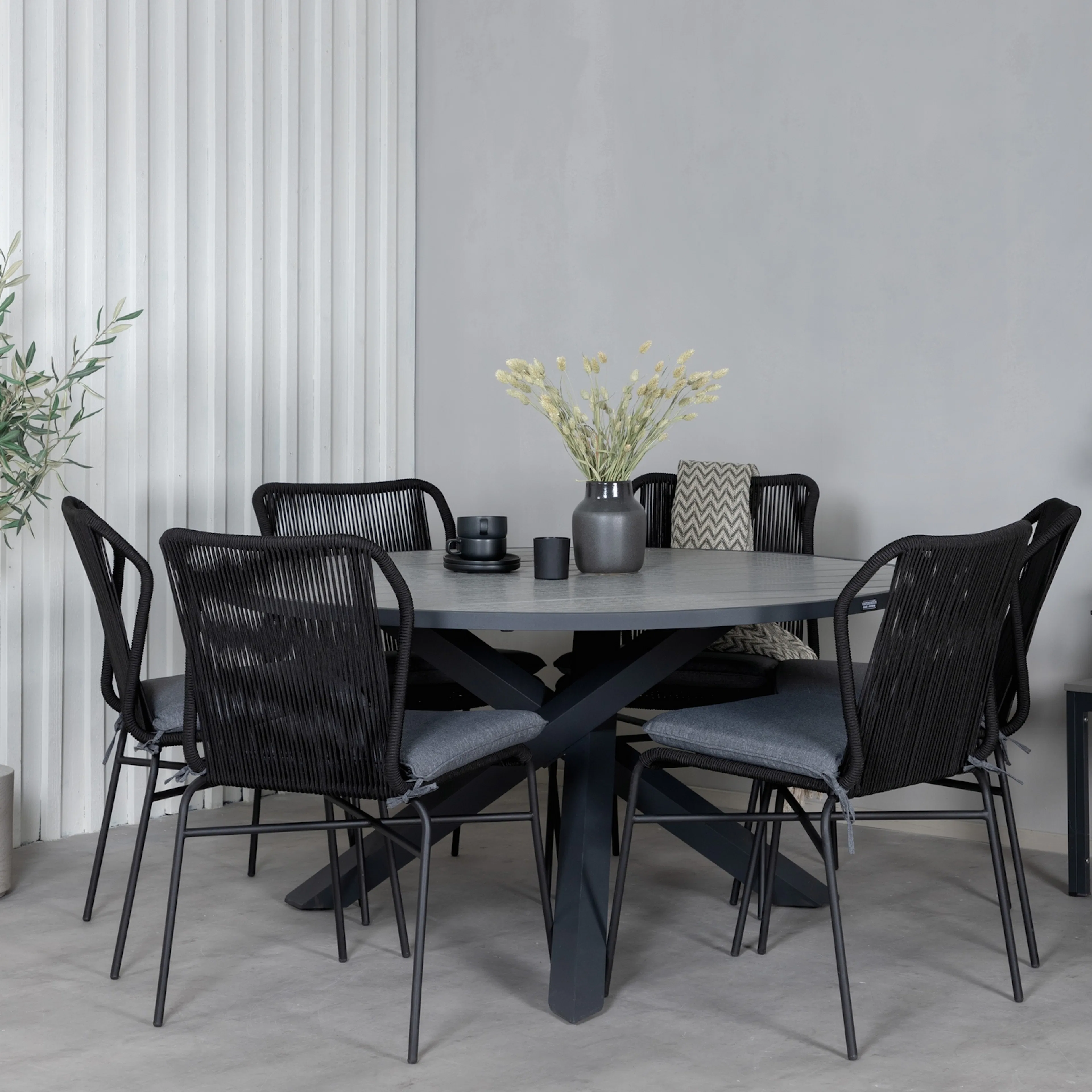 Matgrupp Venture Home Pincy med 6 Jefferson Stapelbara Matstolar