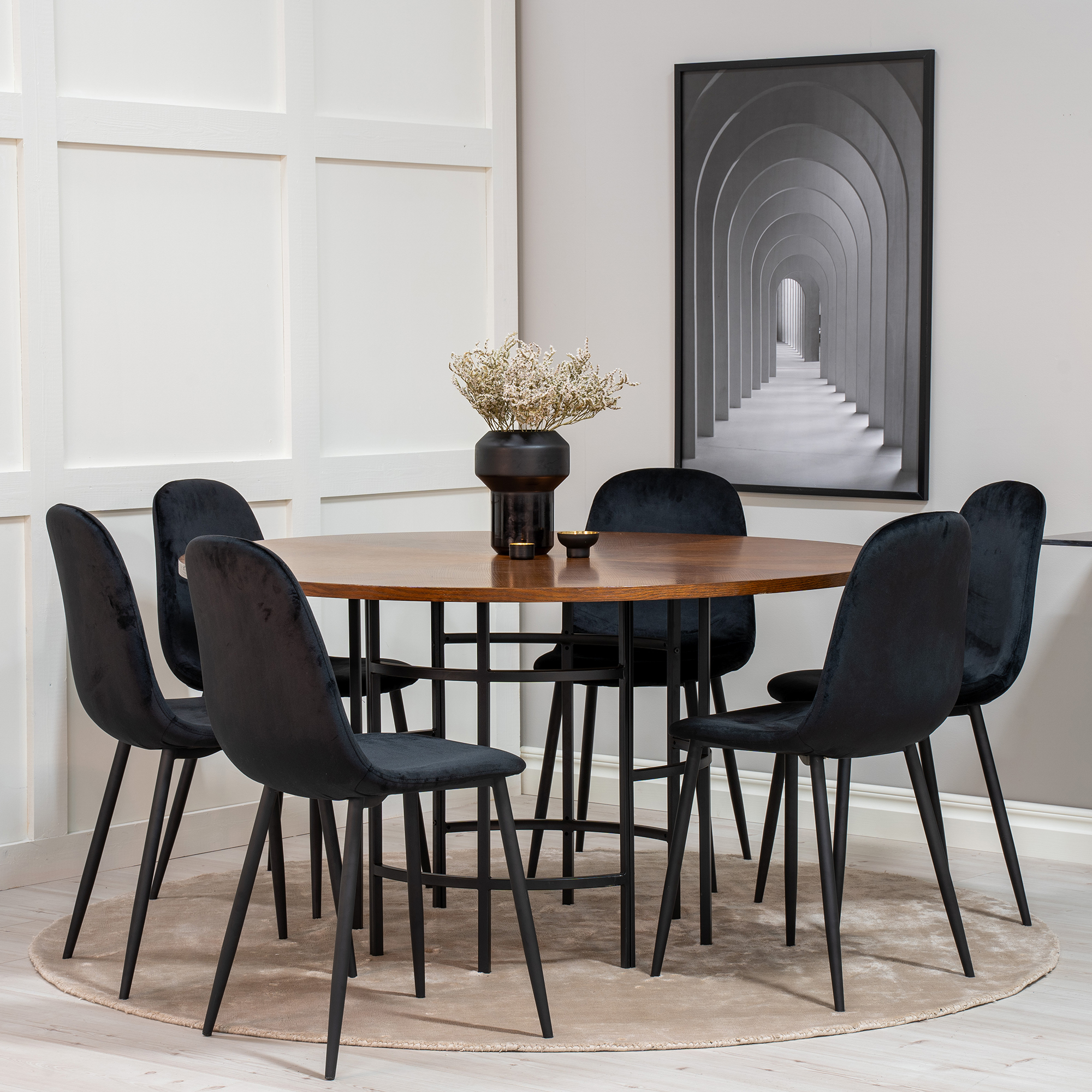 Matgrupp furniture/fashion Copenhagen med 6 Pobbie Stolar