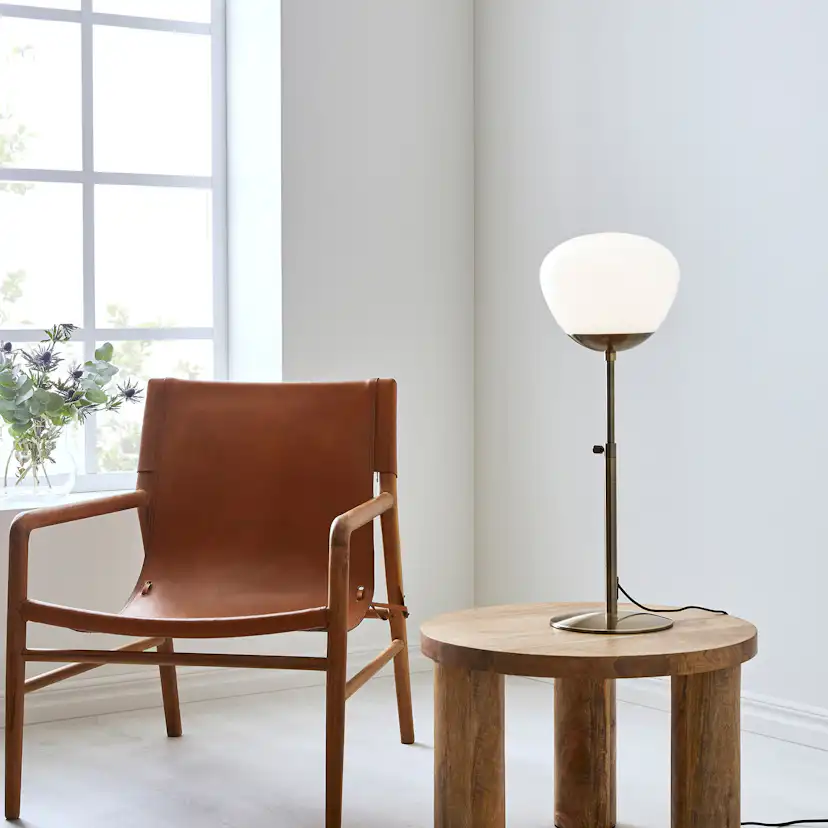 Bordslampa Markslöjd Rise 1L