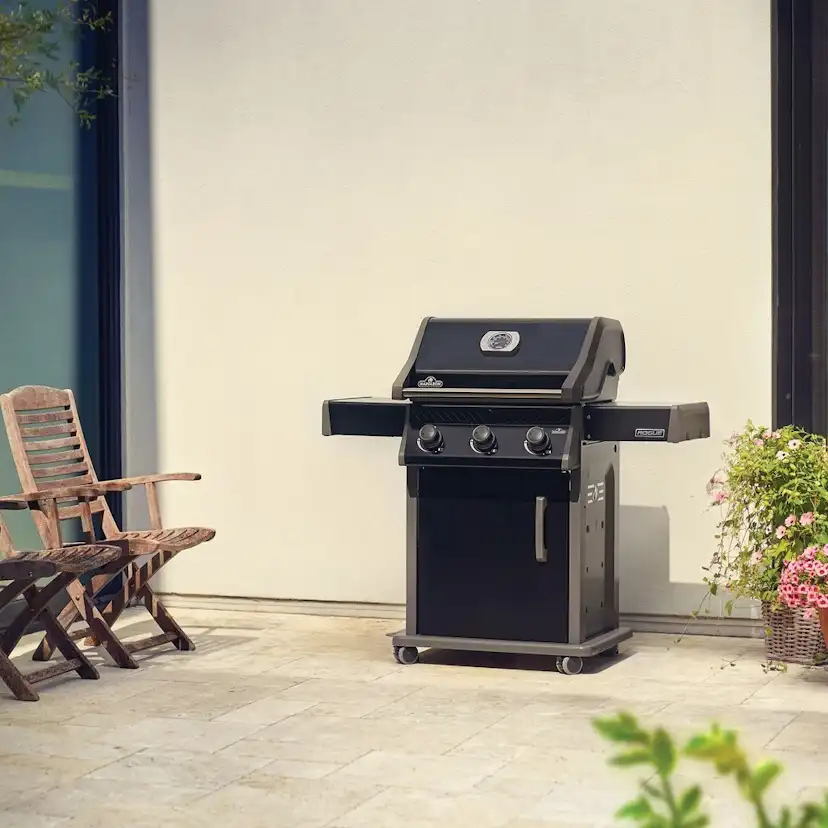 Gasolgrill Napoleon Rogue 425-2