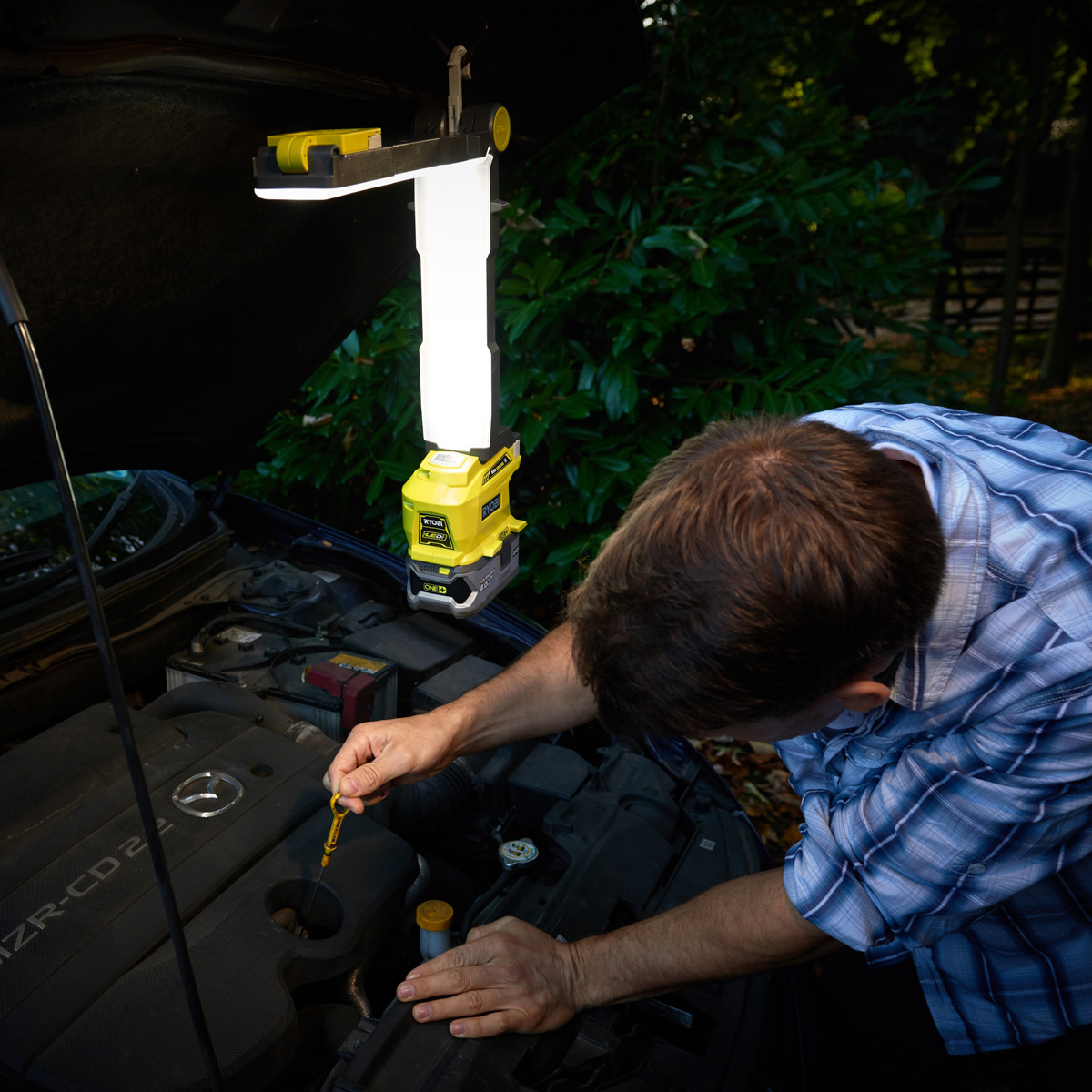 Arbetslampa RYOBI ONE+ R18ALF-0 850 lumen 18V 0,8 kg (utan batteri & laddare)