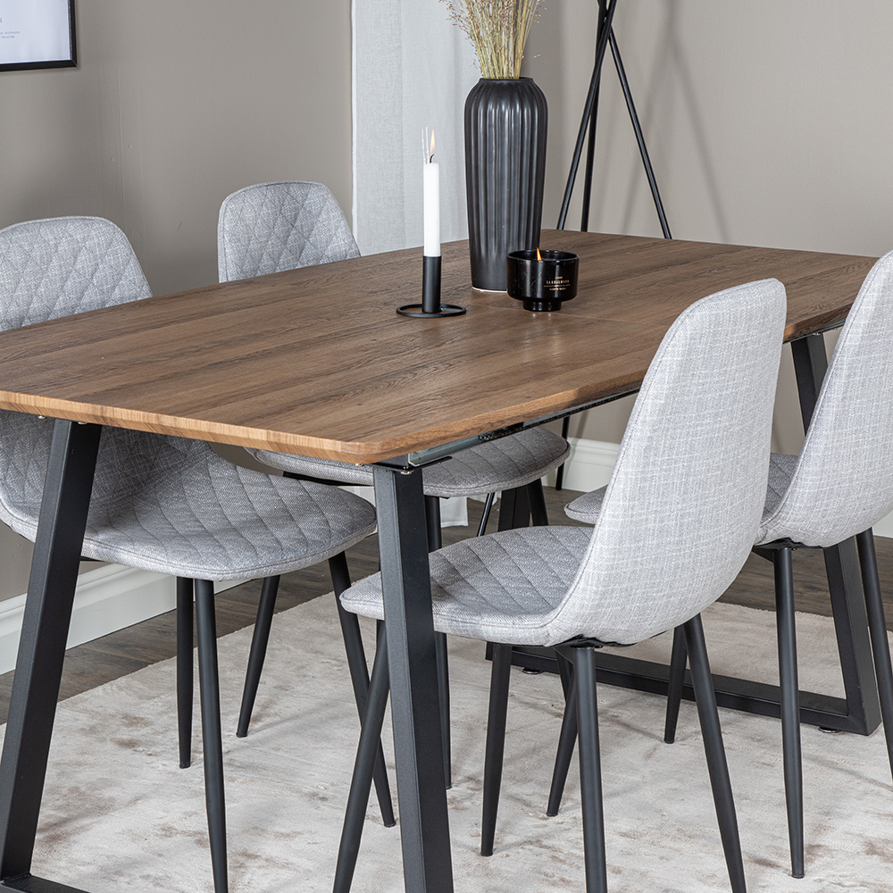 Matgrupp Venture Home Ina med 4 Phoi Stolar Polyestertyg