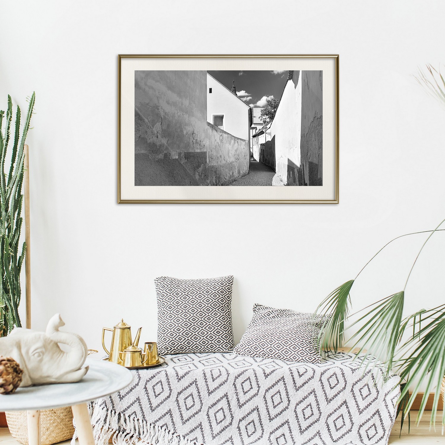 Poster Artgeist Affisch Narrow Street