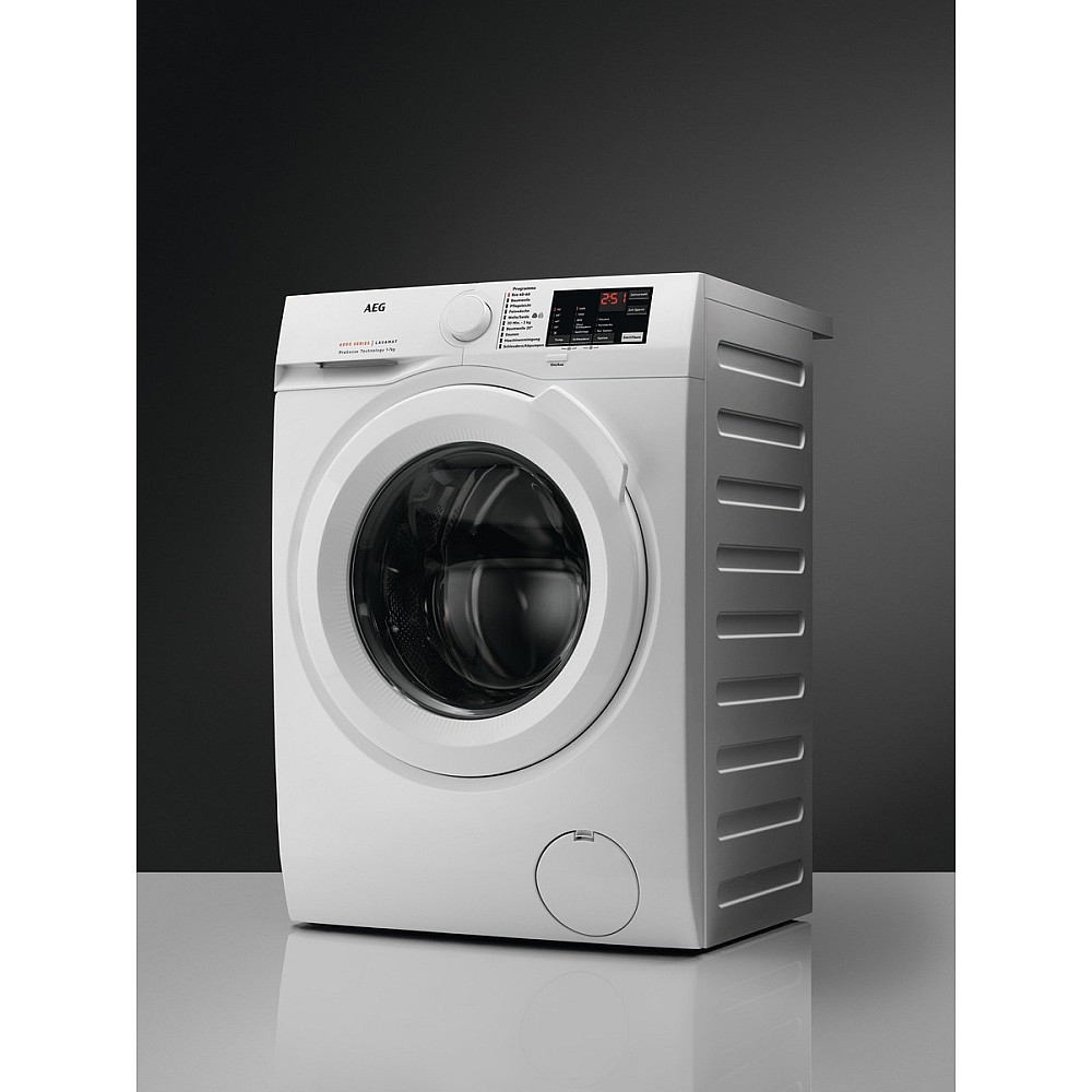 Frontmatad Tvättmaskin AEG LR612M84I med ProSense® och EcoInverter
