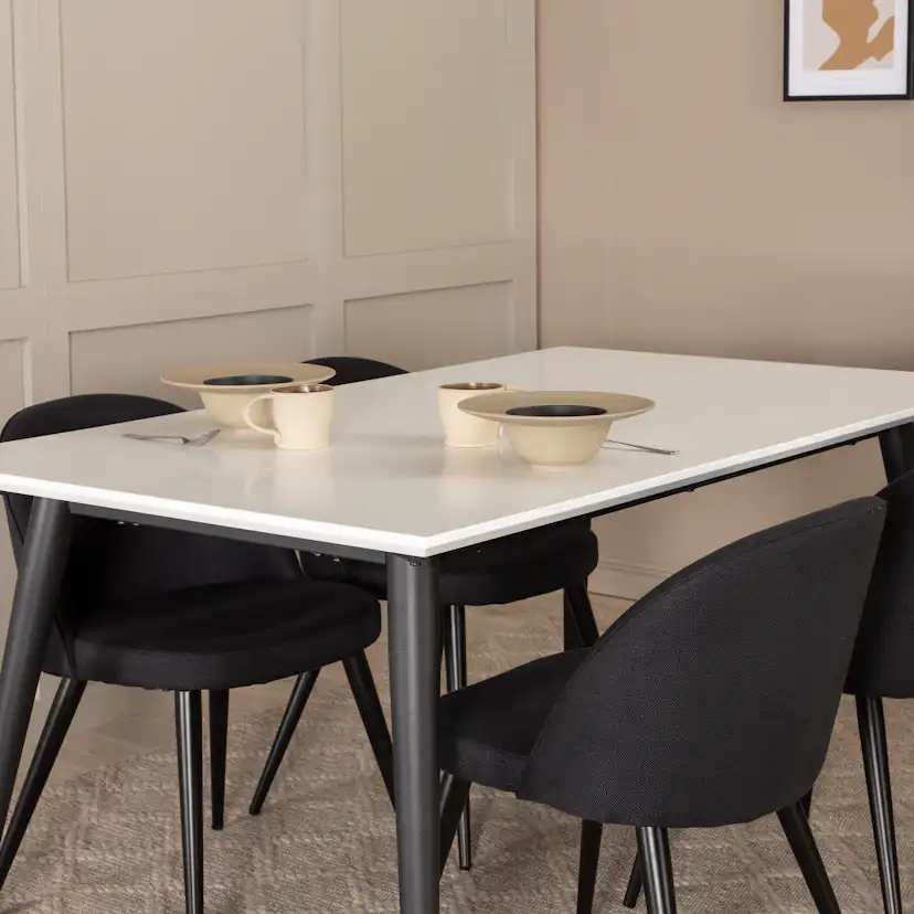 Matgrupp Venture Home Jolie med 4 Valentina Stolar