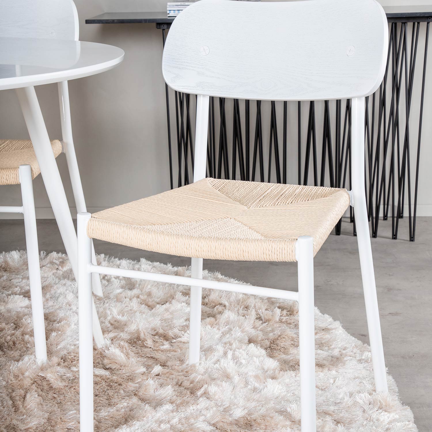 Matgrupp Venture Home Plake med 4 Peggy Stolar Runt