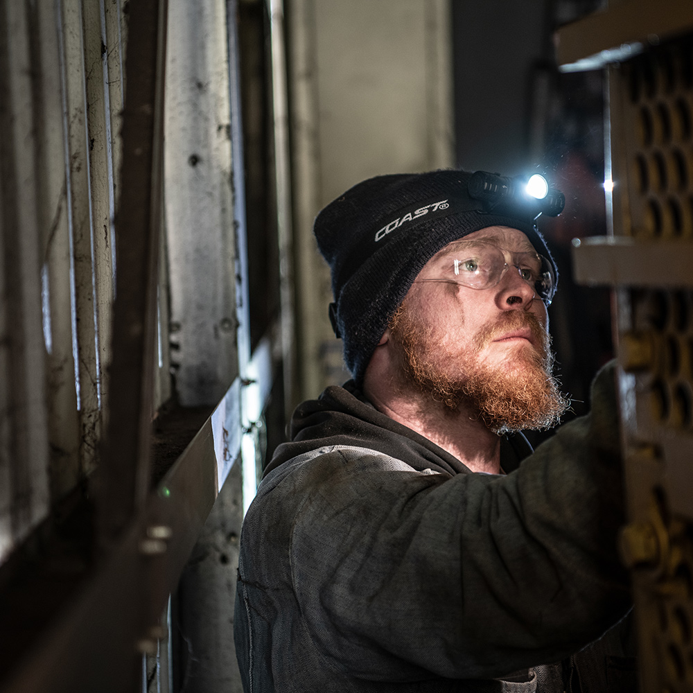 Pannlampa Coast XPH30R Uppladdningsbar 1500 lumen