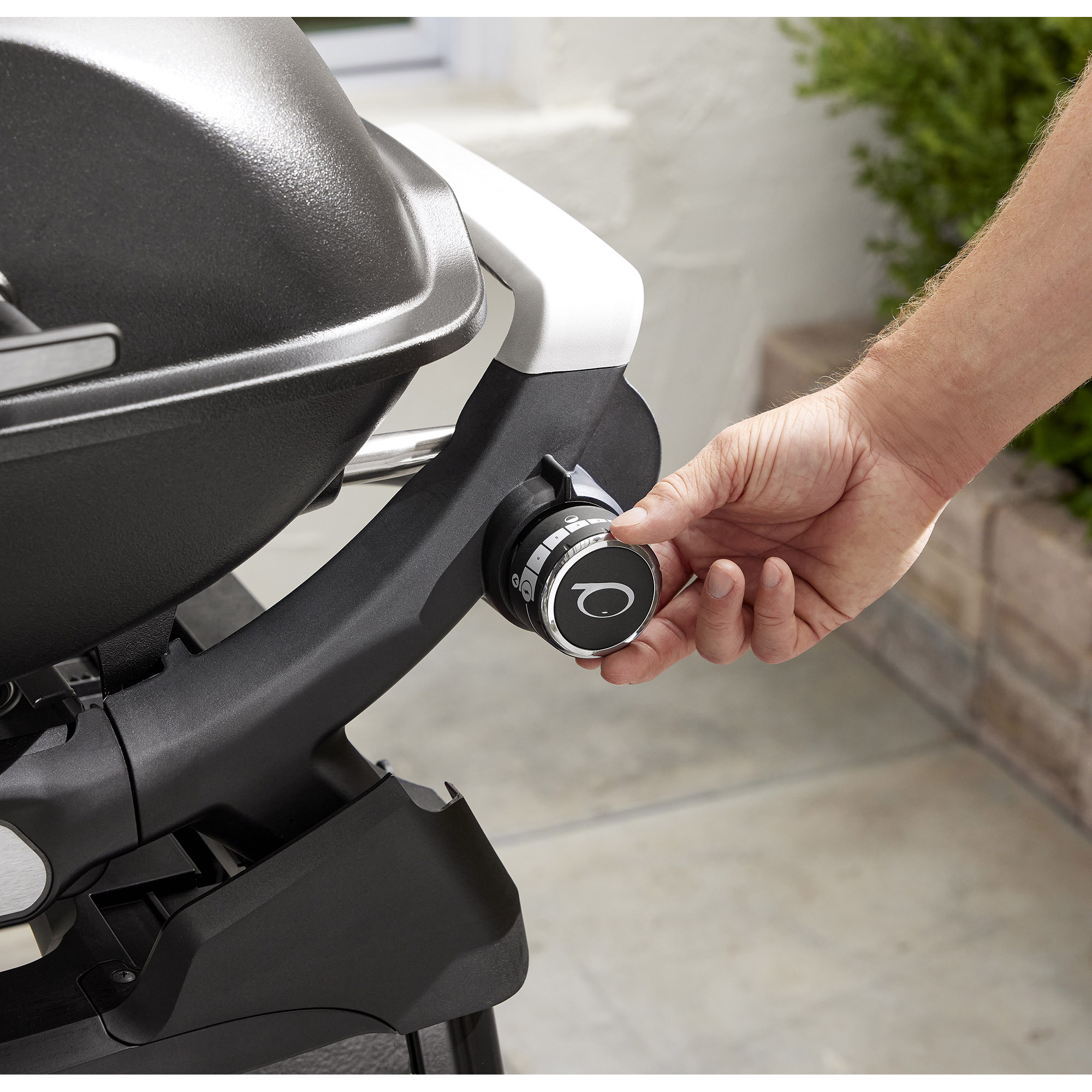 Gasolgrill Weber Q2200N Med Ställning
