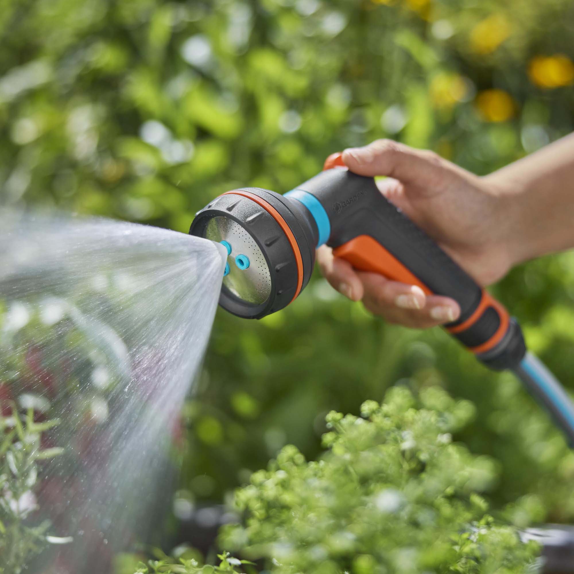 Bevattningspaket Gardena Slangbox L 25 m Turkos Med Vattenspridare & Sprinklerpistol