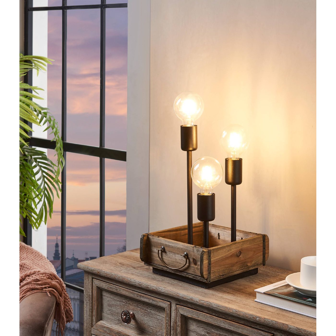 Bordslampa Eglo Wootton