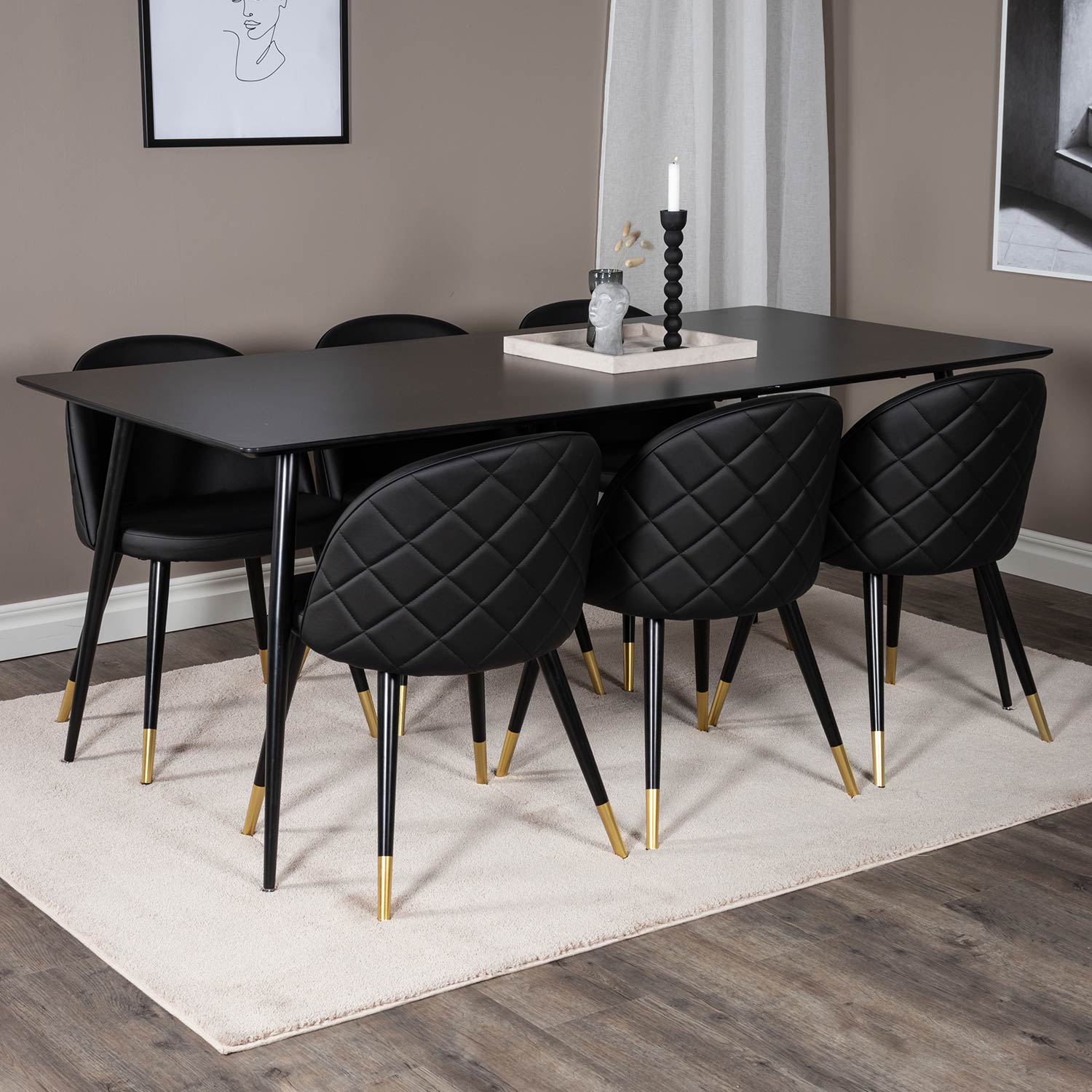 Matgrupp Venture Home Silvia med 6 Valentina Stolar Konstläder