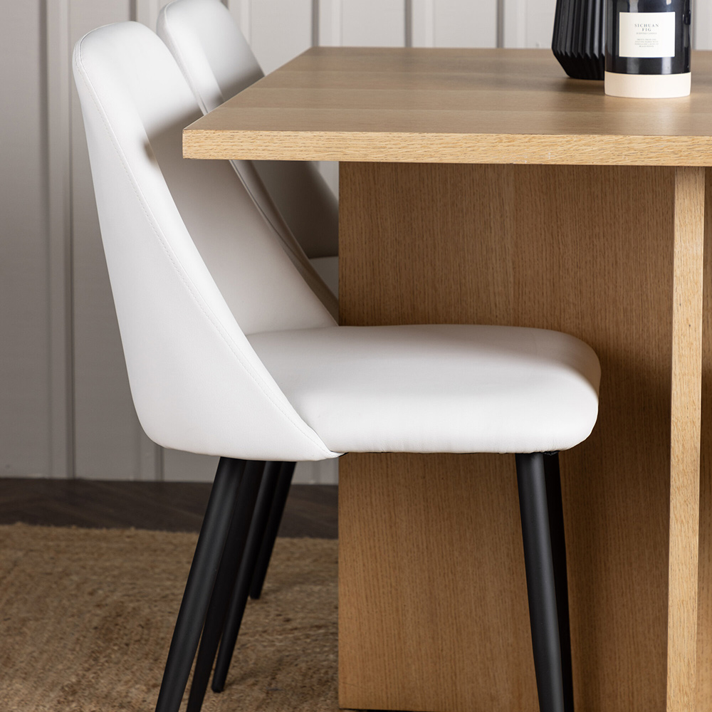 Matgrupp Venture Home Leo med 4 Night Stolar