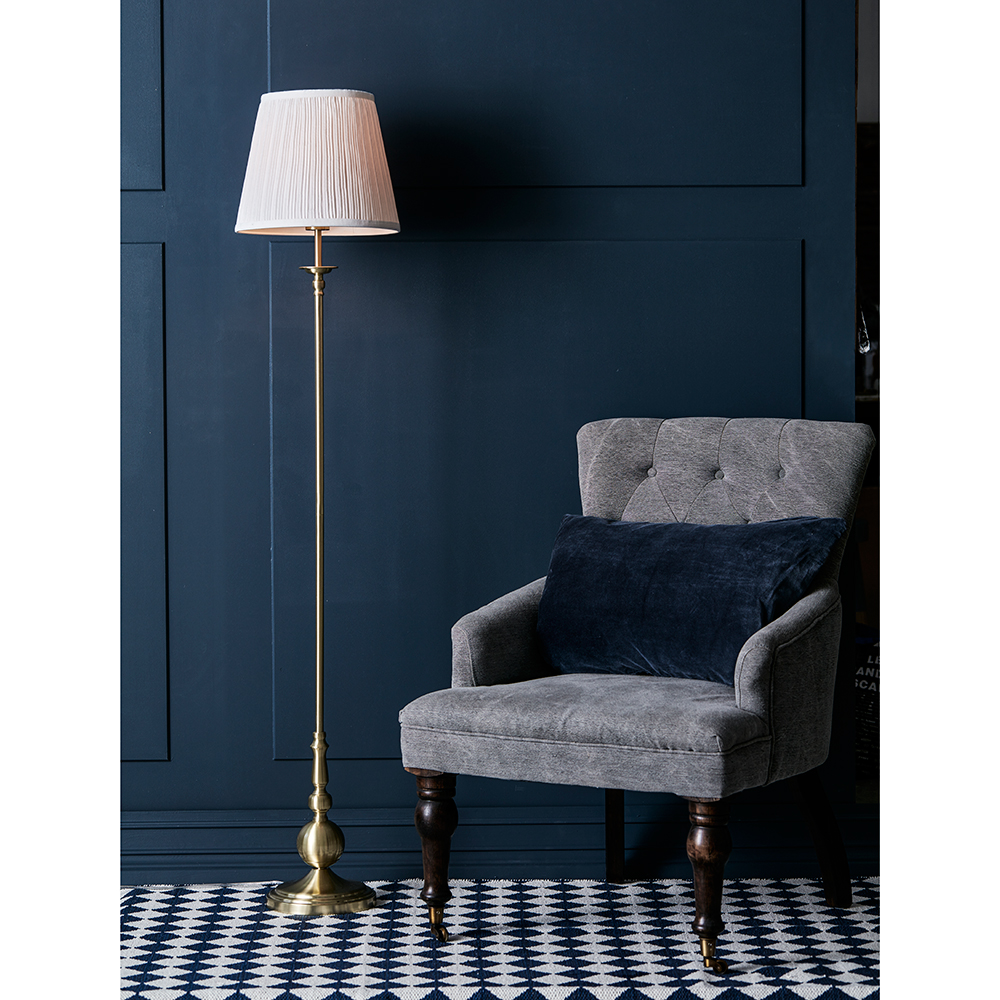 Golvlampa Markslöjd Imperia i Mässing med Vit Textilskärm