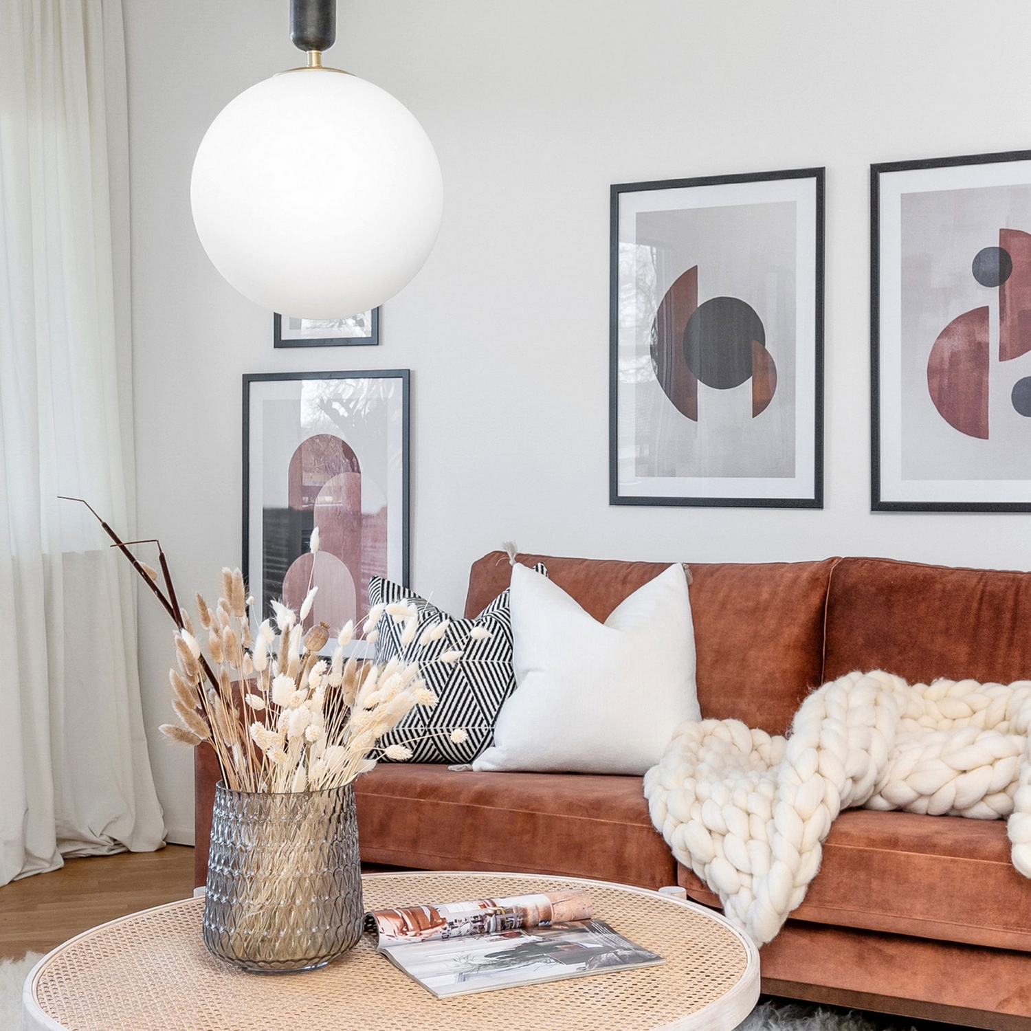 Taklampa Globen Lighting Torrano