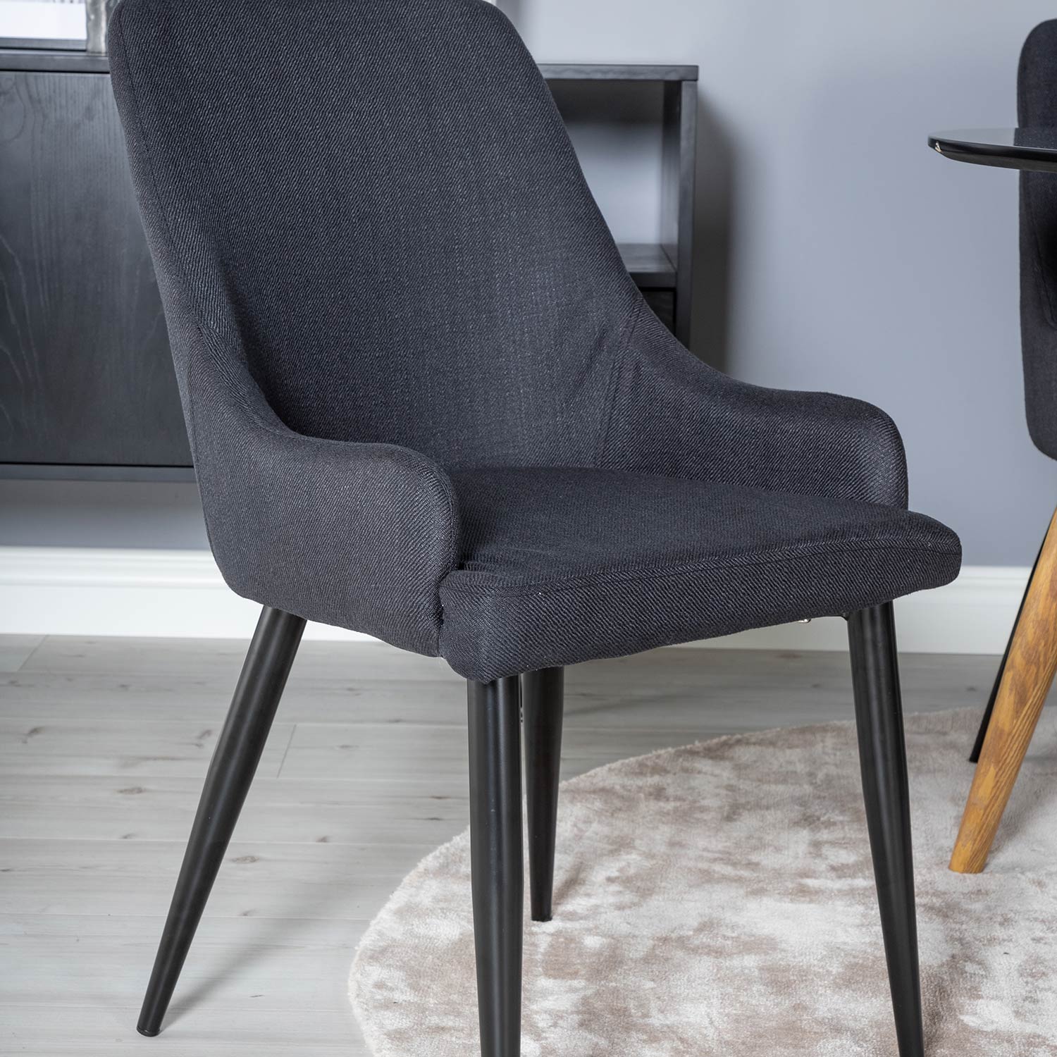 Matgrupp Venture Home Plake med 4 Plake Stolar Runt