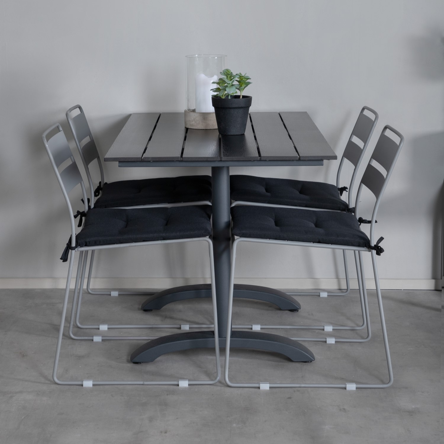 Matgrupp Venture Home Denver med 4 Lina Stolar