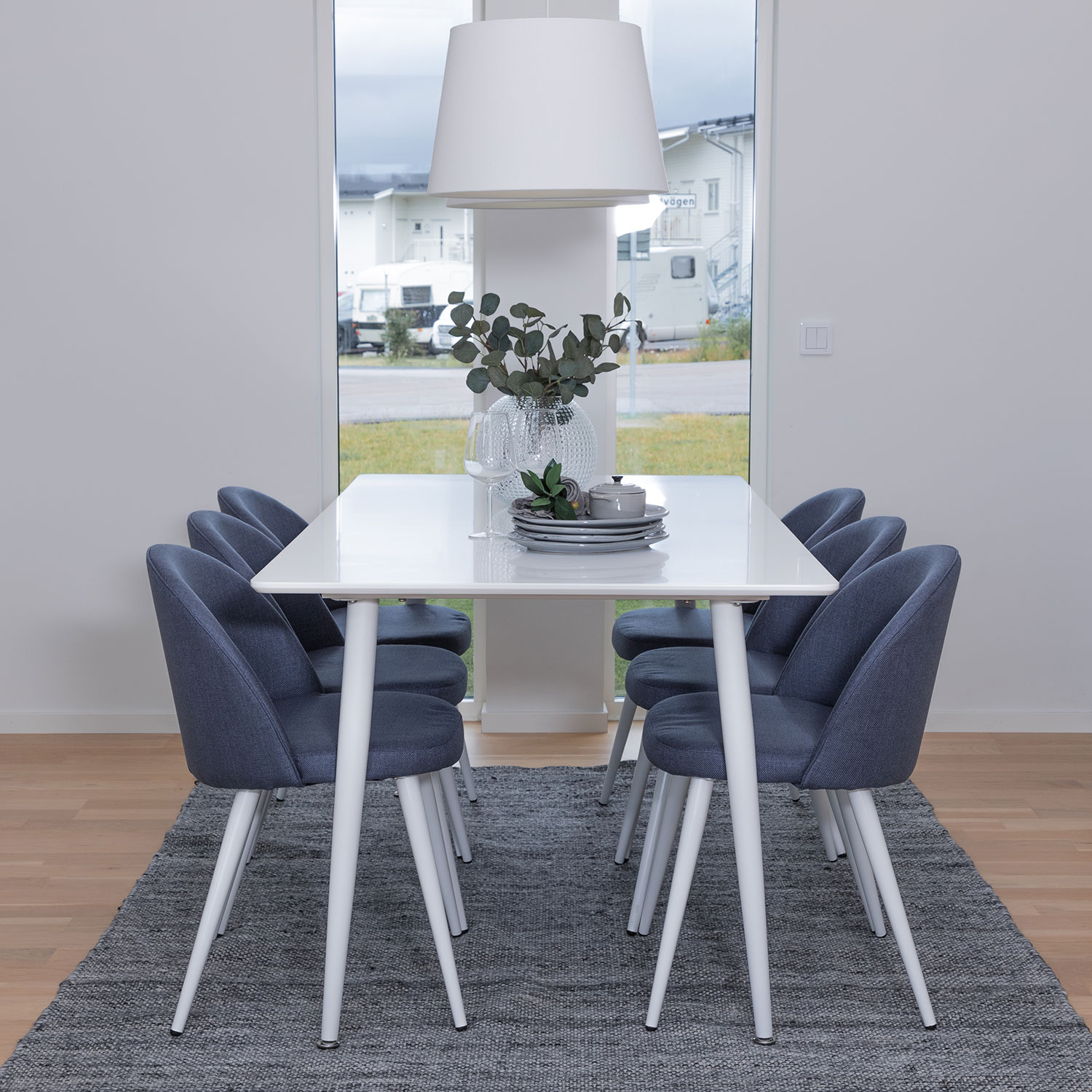 Matgrupp Venture Home Polar med 6 Velvet stolar