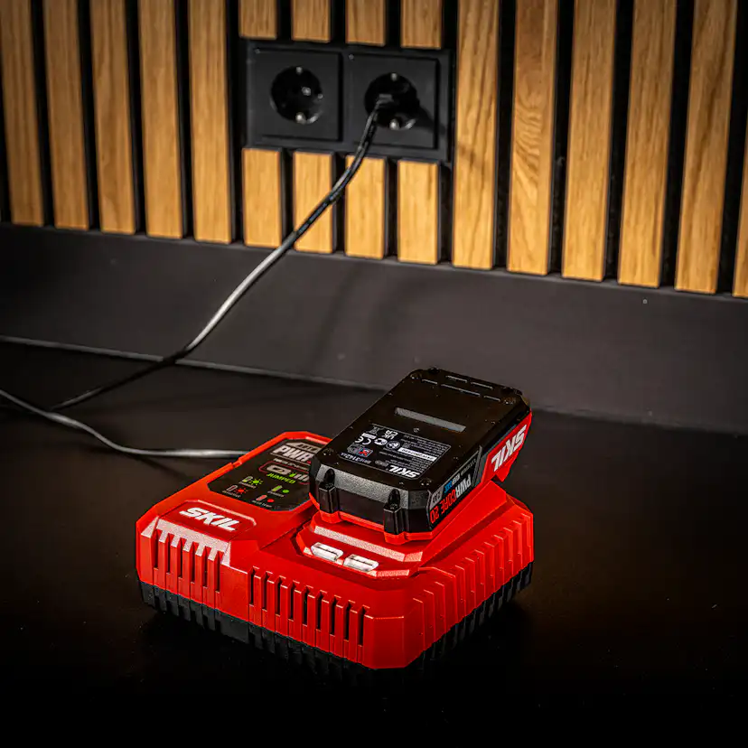 Litiumjonbatteri SKIL 20V PWRASSIST™ Med USB-C 100W