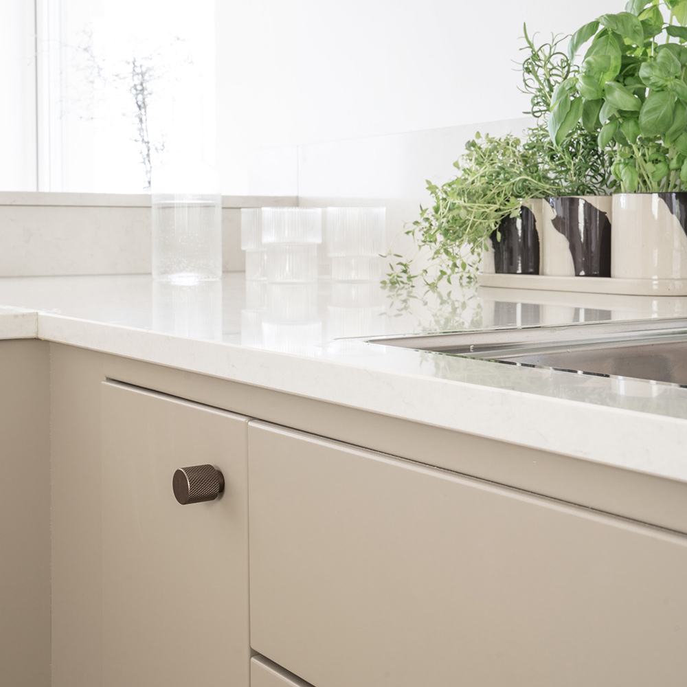 Knopp Beslag Design Helix