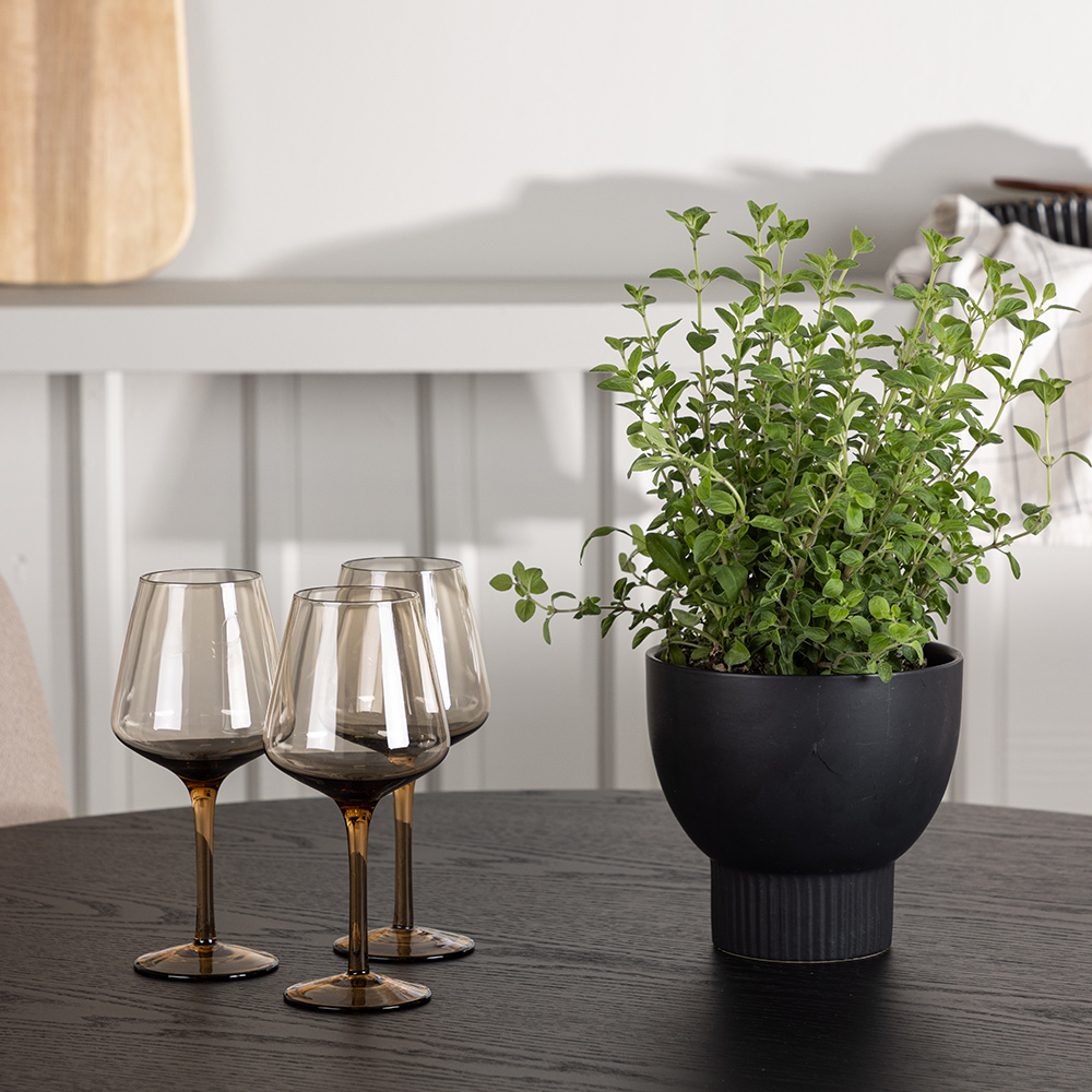 Matgrupp Venture Home Olivia Ø110 cm med 4 st Seda stolar