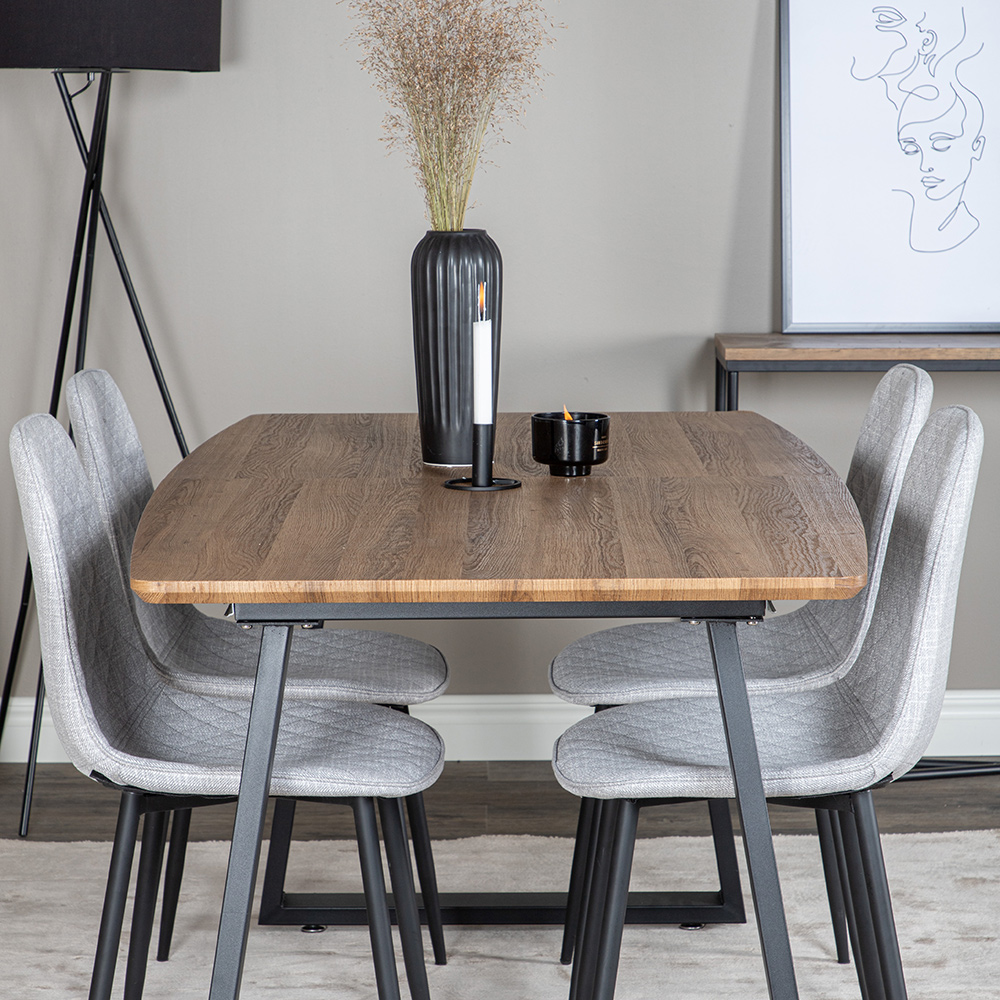 Matgrupp Venture Home Ina med 4 Phoi Stolar Polyestertyg